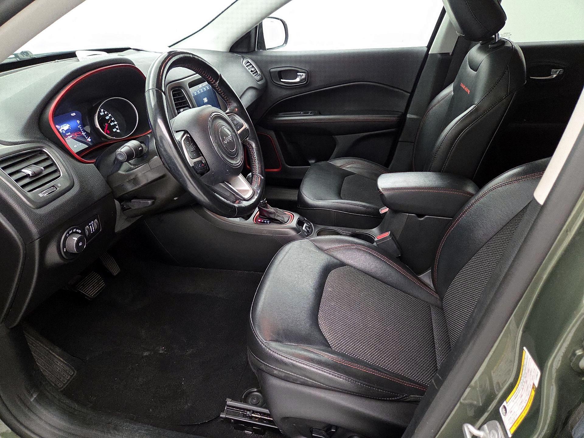 Thumbnail: 2020 Jeep Compass - 11
