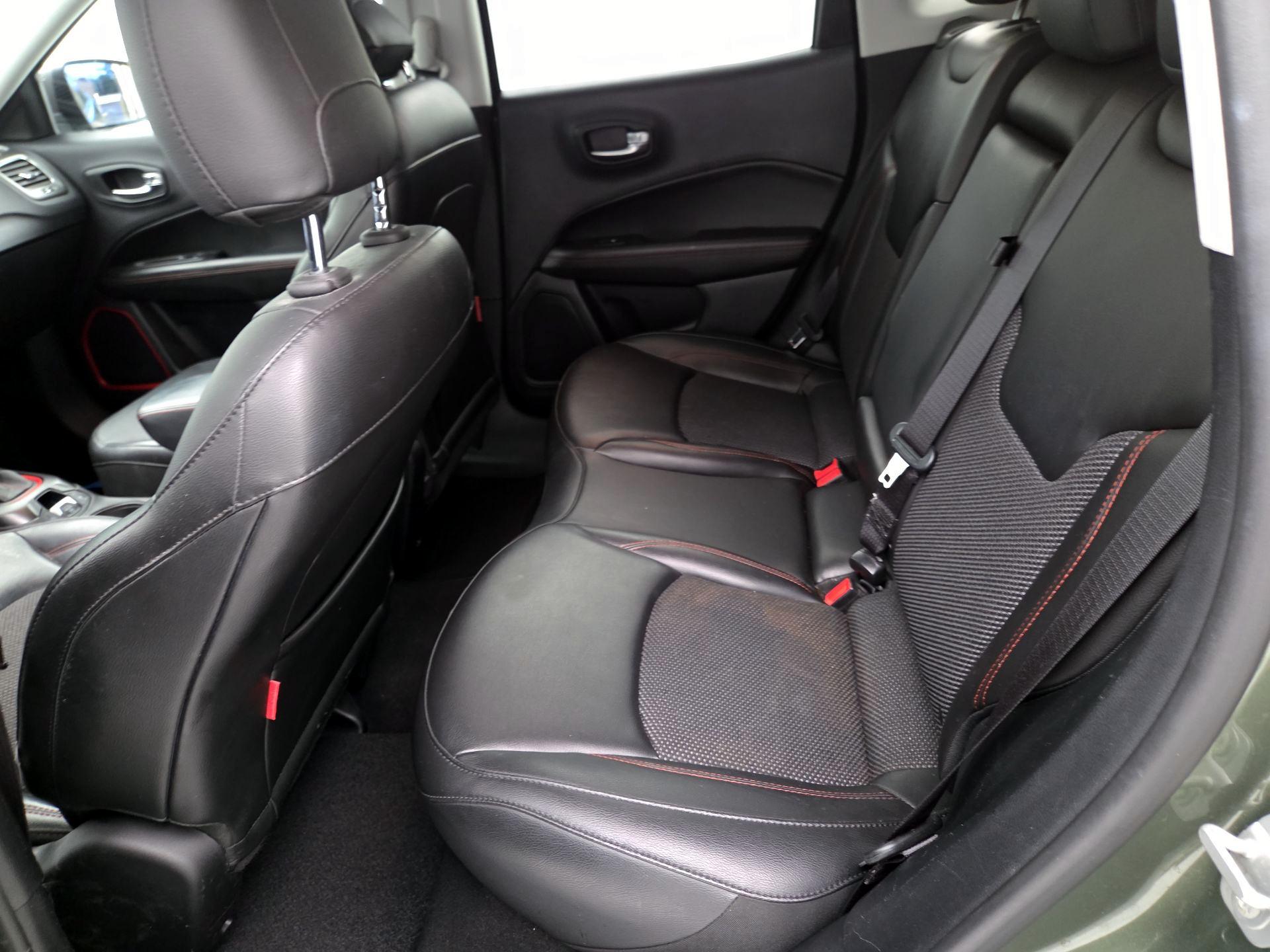 Thumbnail: 2020 Jeep Compass - 19