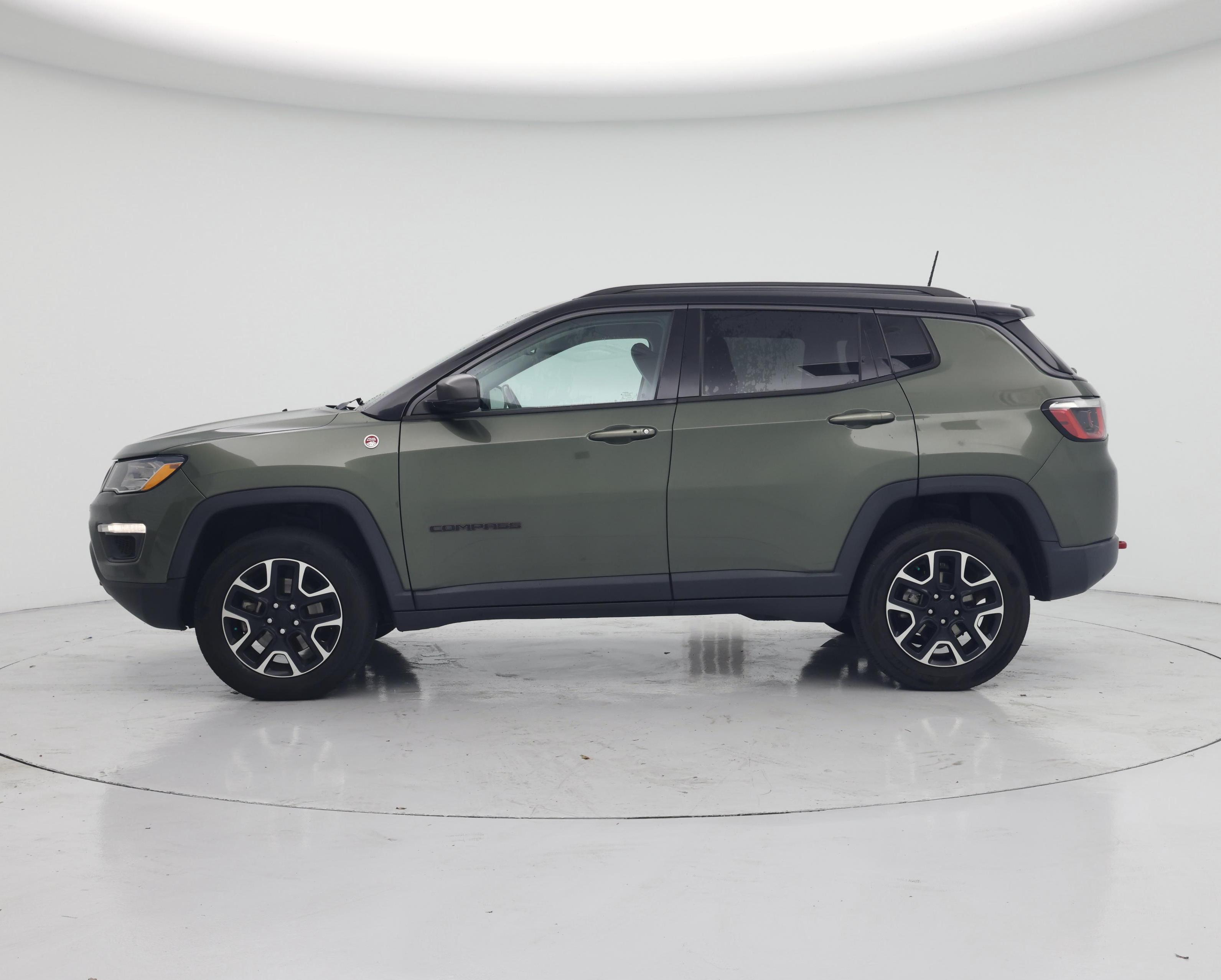 Thumbnail: 2020 Jeep Compass - 3
