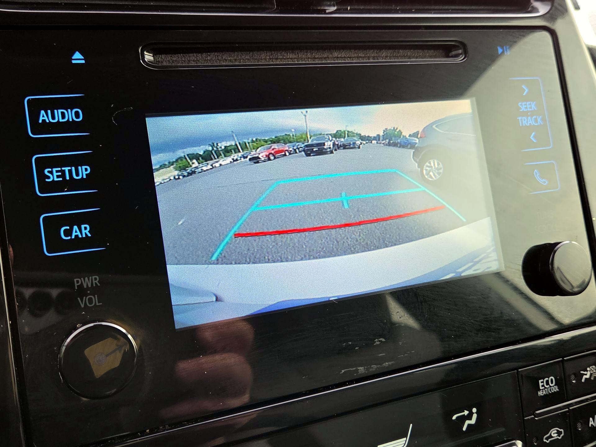 Thumbnail: 2019 Toyota Prius - 14