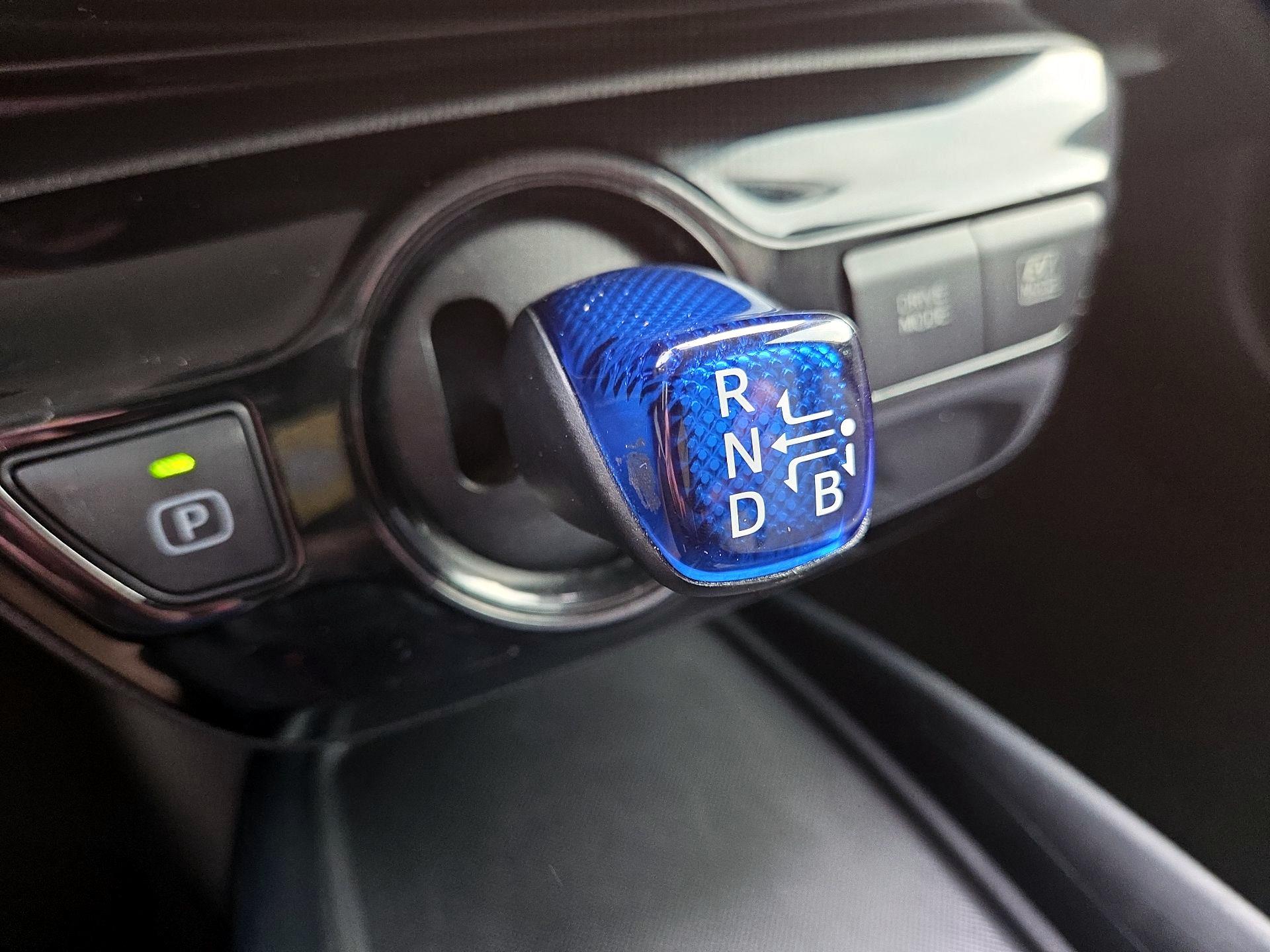 Thumbnail: 2019 Toyota Prius - 17