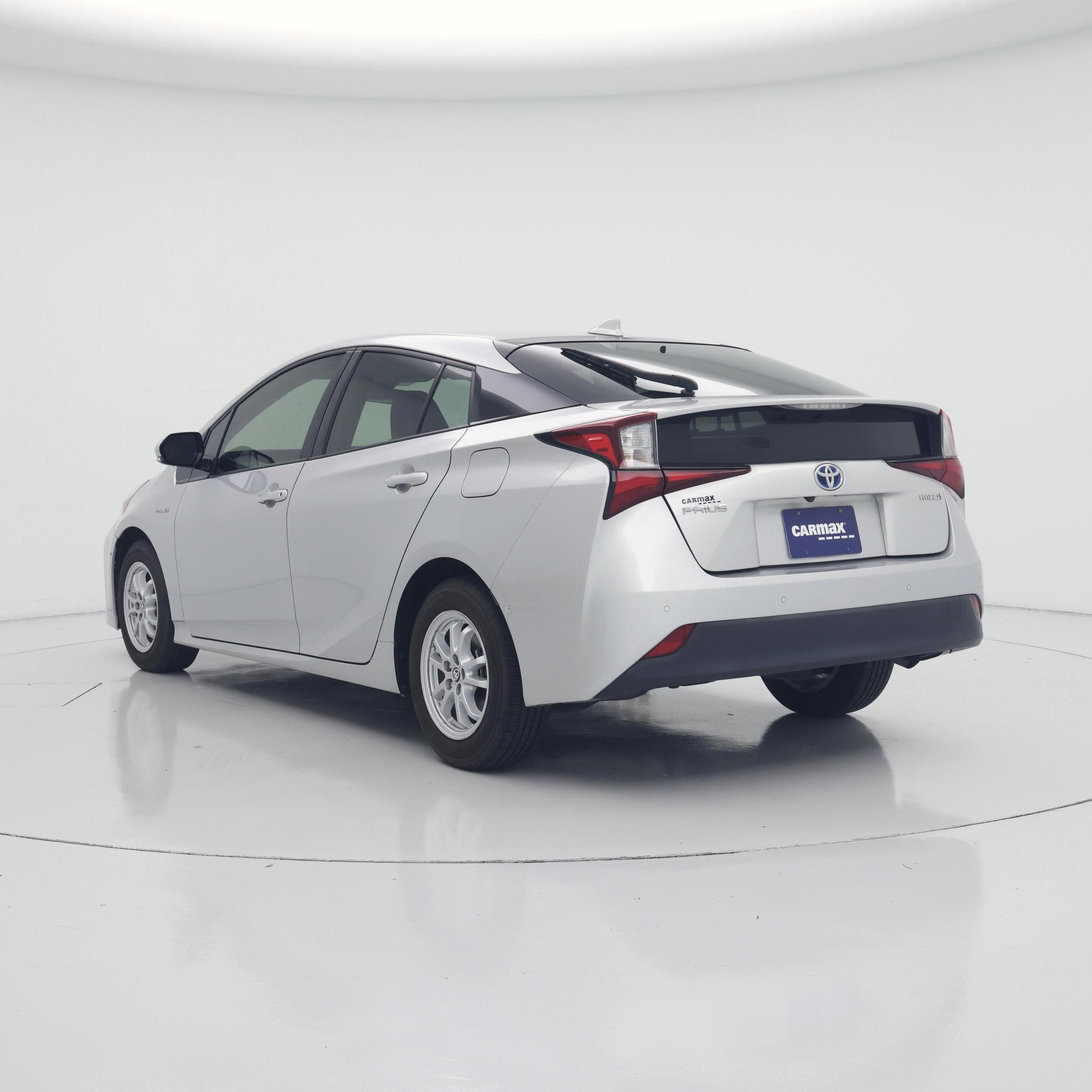 Thumbnail: 2019 Toyota Prius - 2
