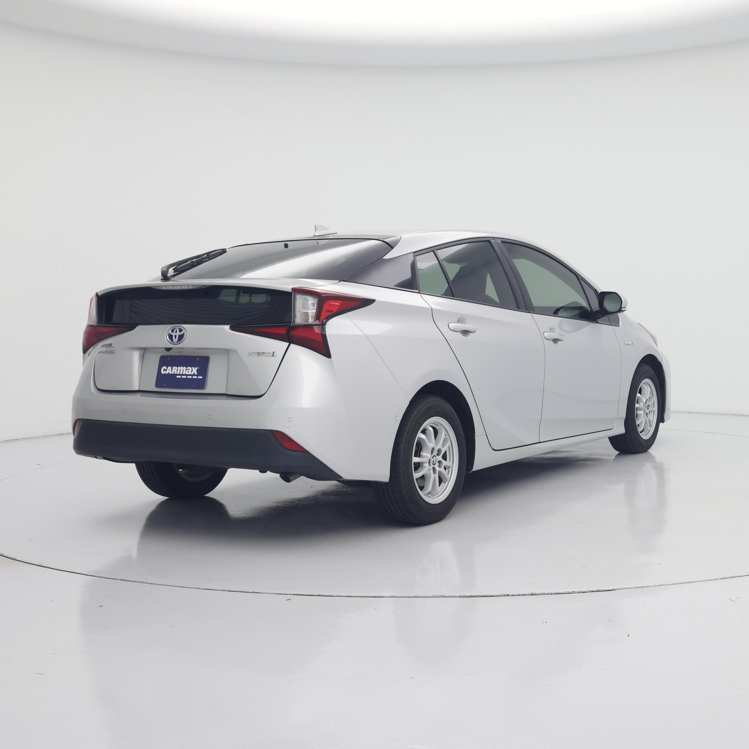Thumbnail: 2019 Toyota Prius - 8