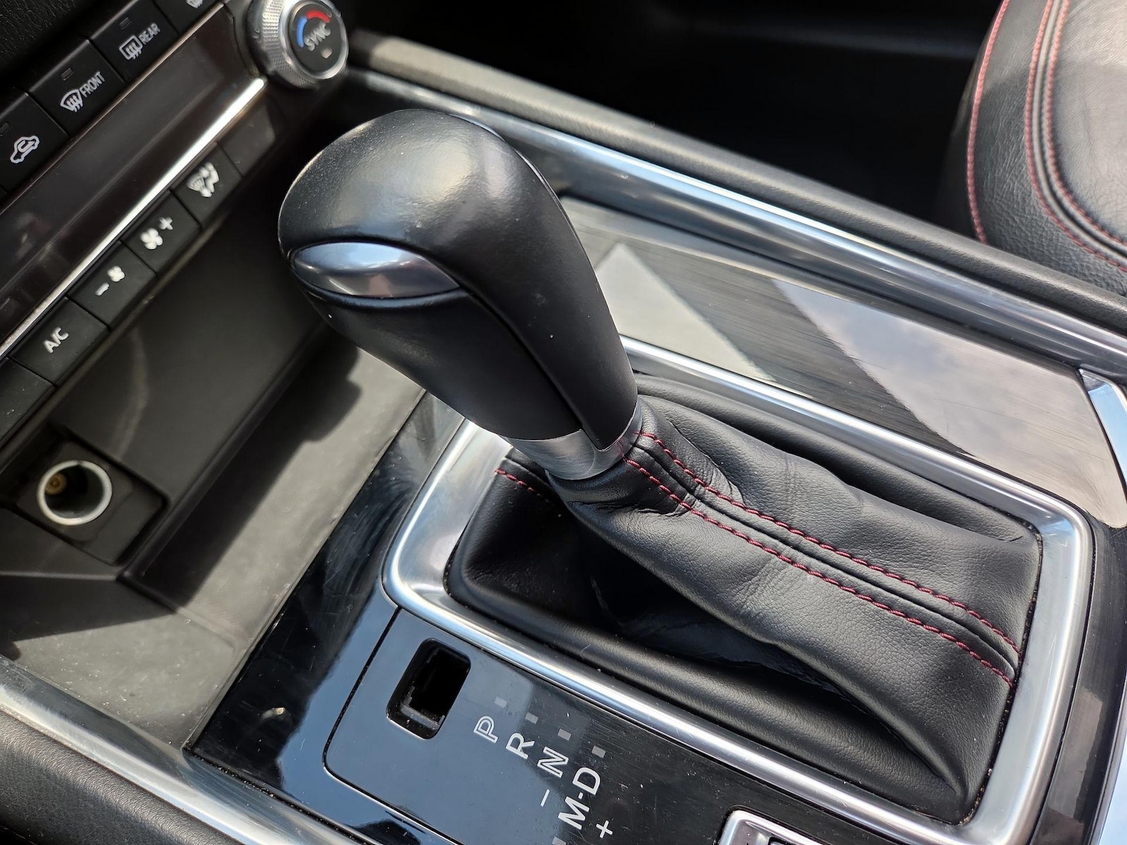 2024 Mazda CX-5 S Carbon Edition - Photo 19