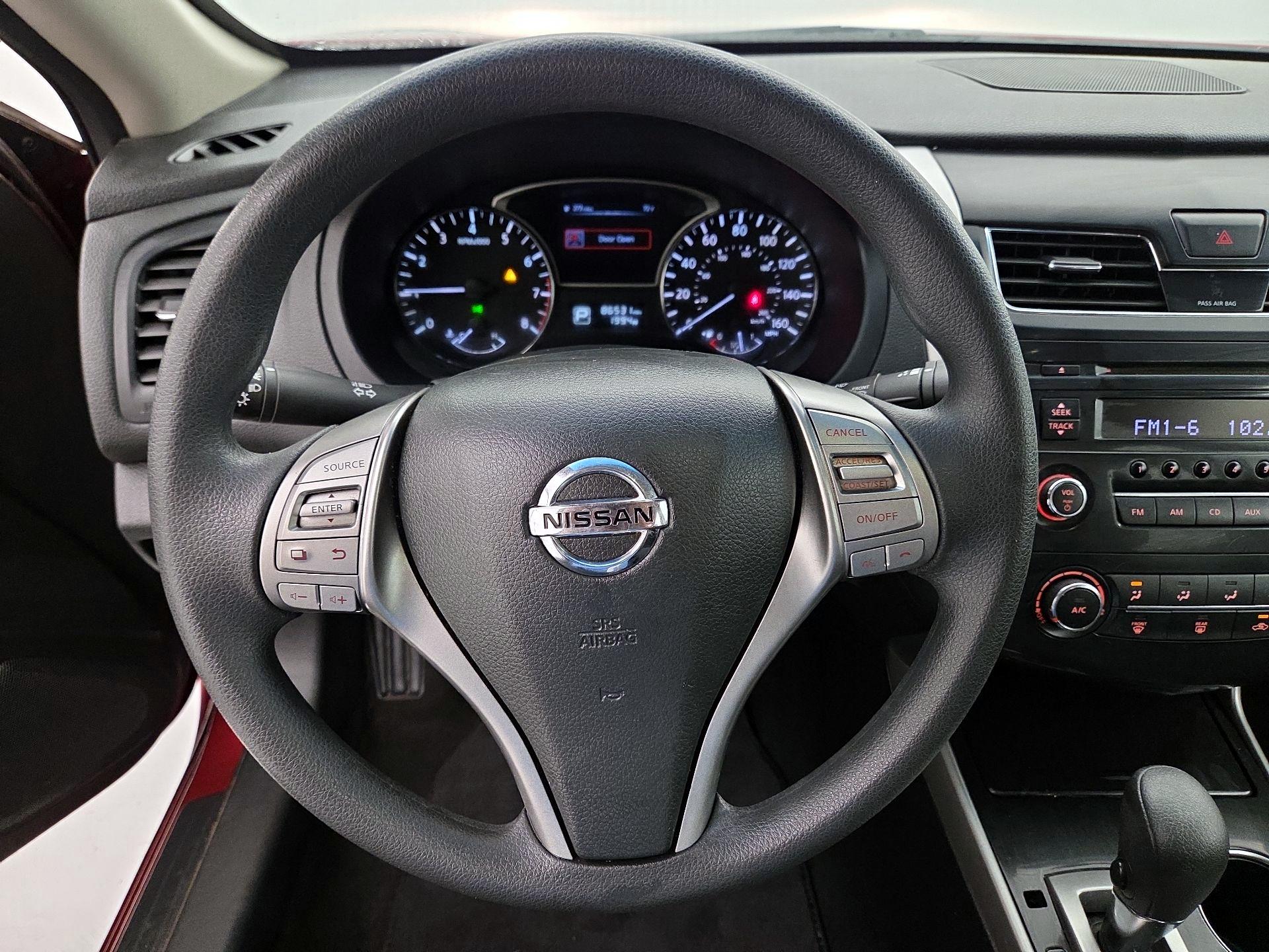 Thumbnail: 2014 Nissan Altima - 10