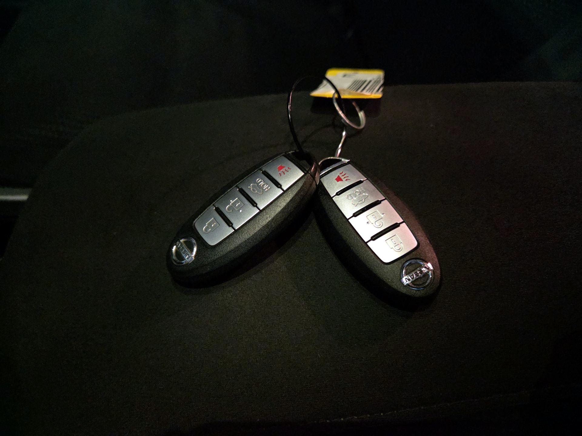 Thumbnail: 2014 Nissan Altima - 20