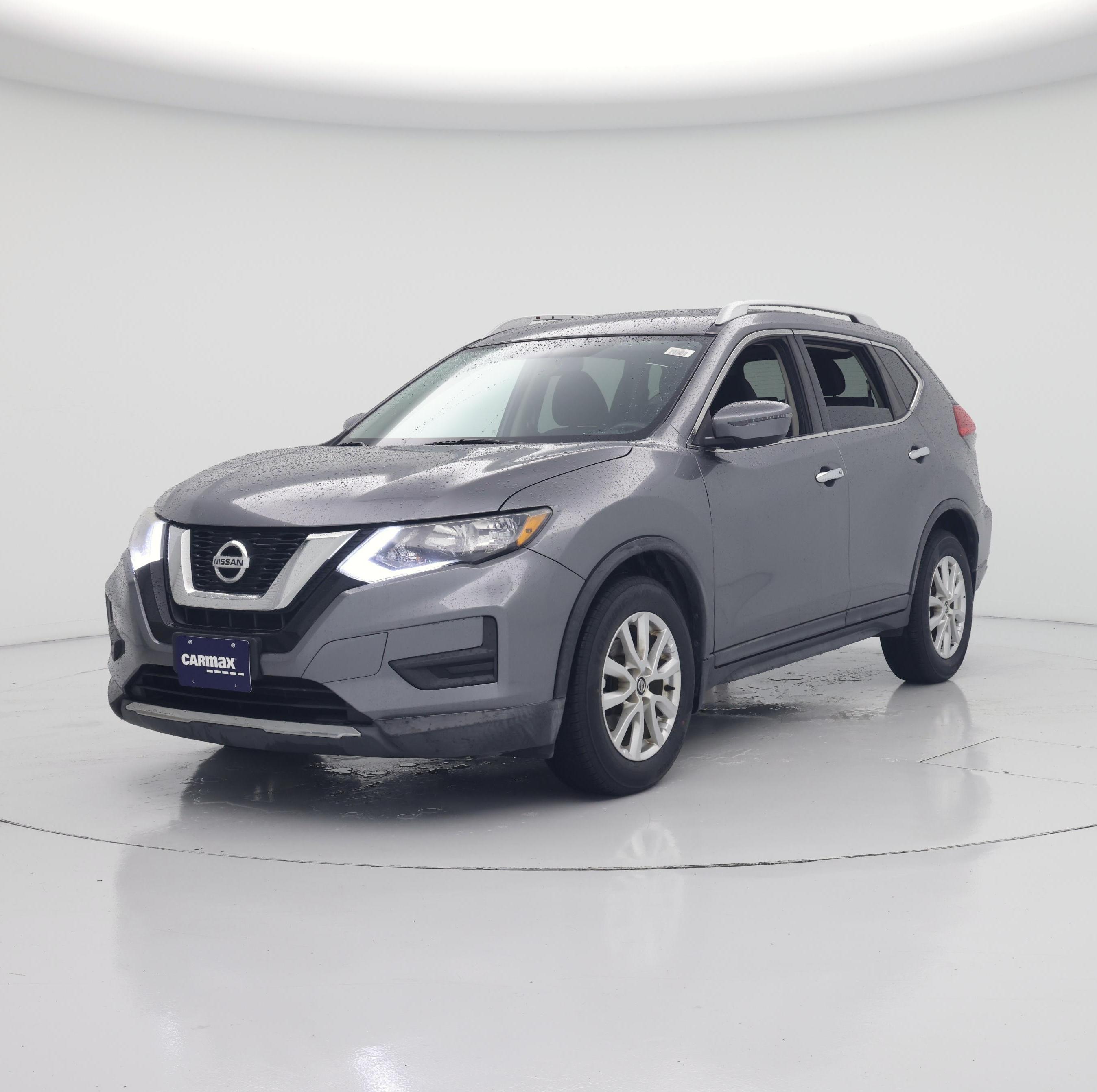 Thumbnail: 2017 Nissan Rogue - 4