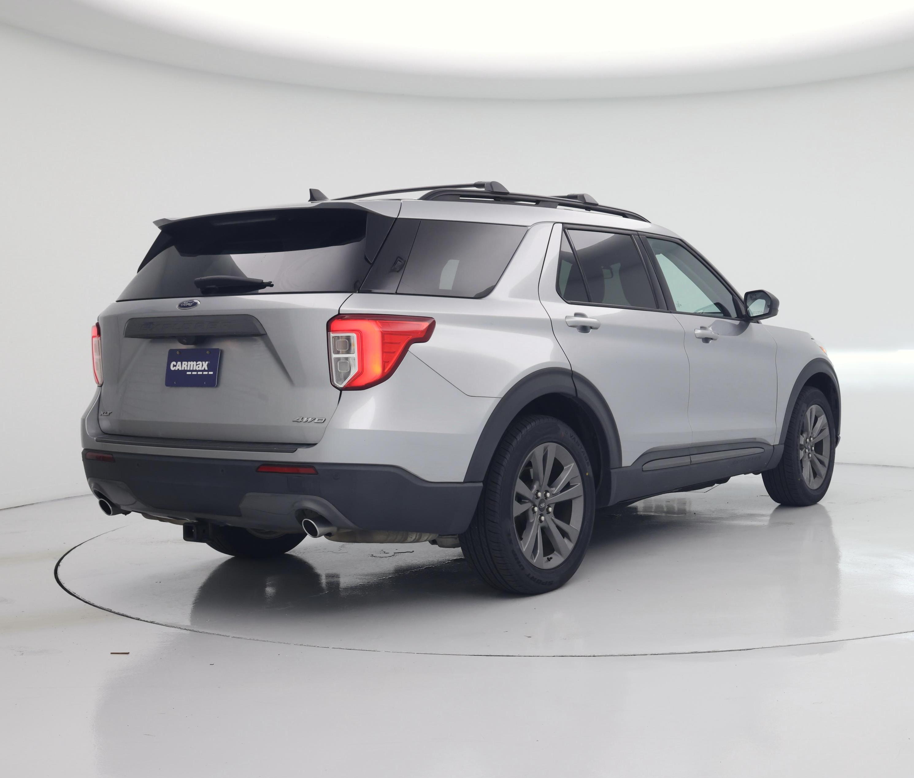 Thumbnail: 2021 Ford Explorer - 8