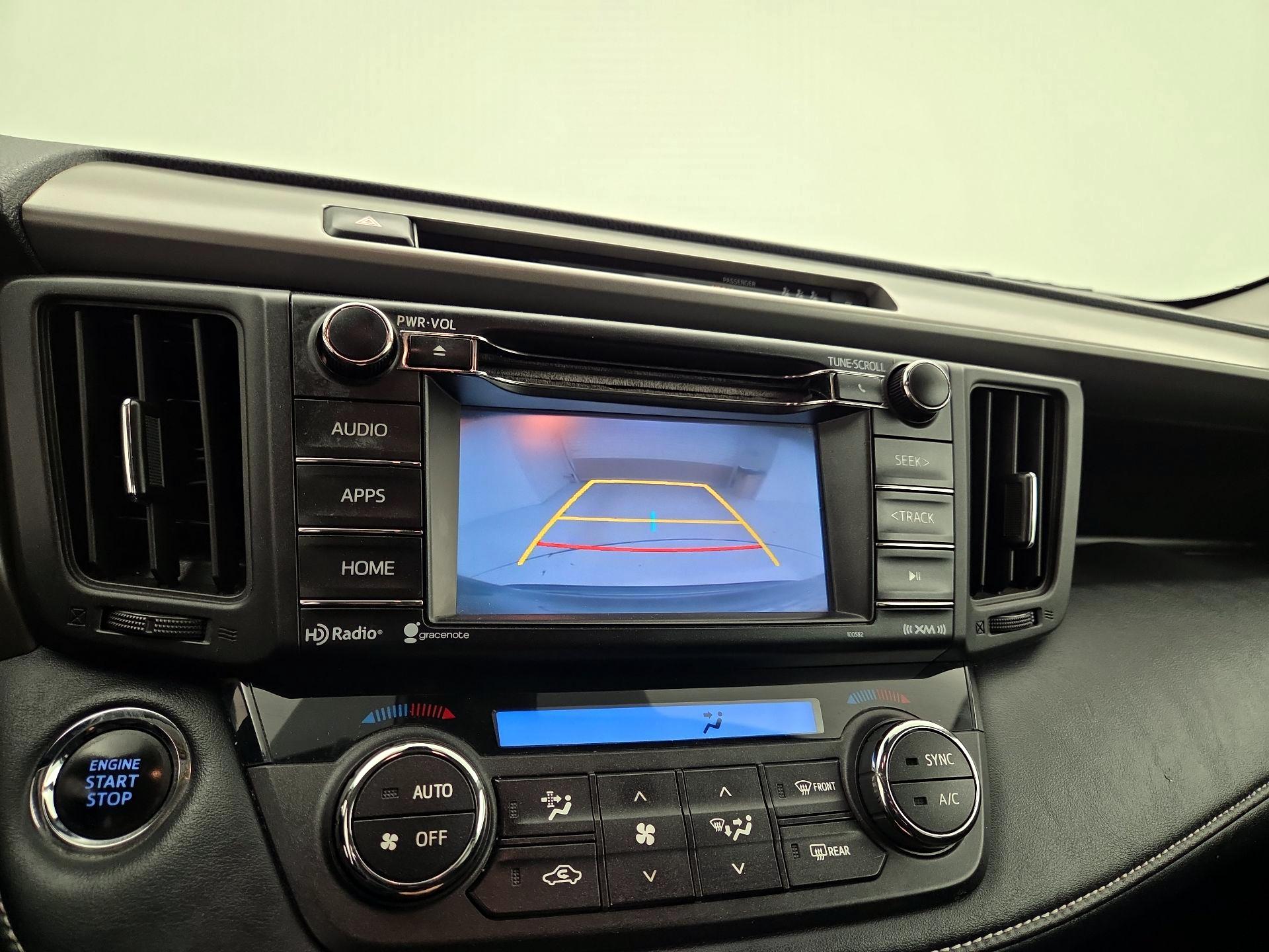 Thumbnail: 2018 Toyota RAV4 - 14
