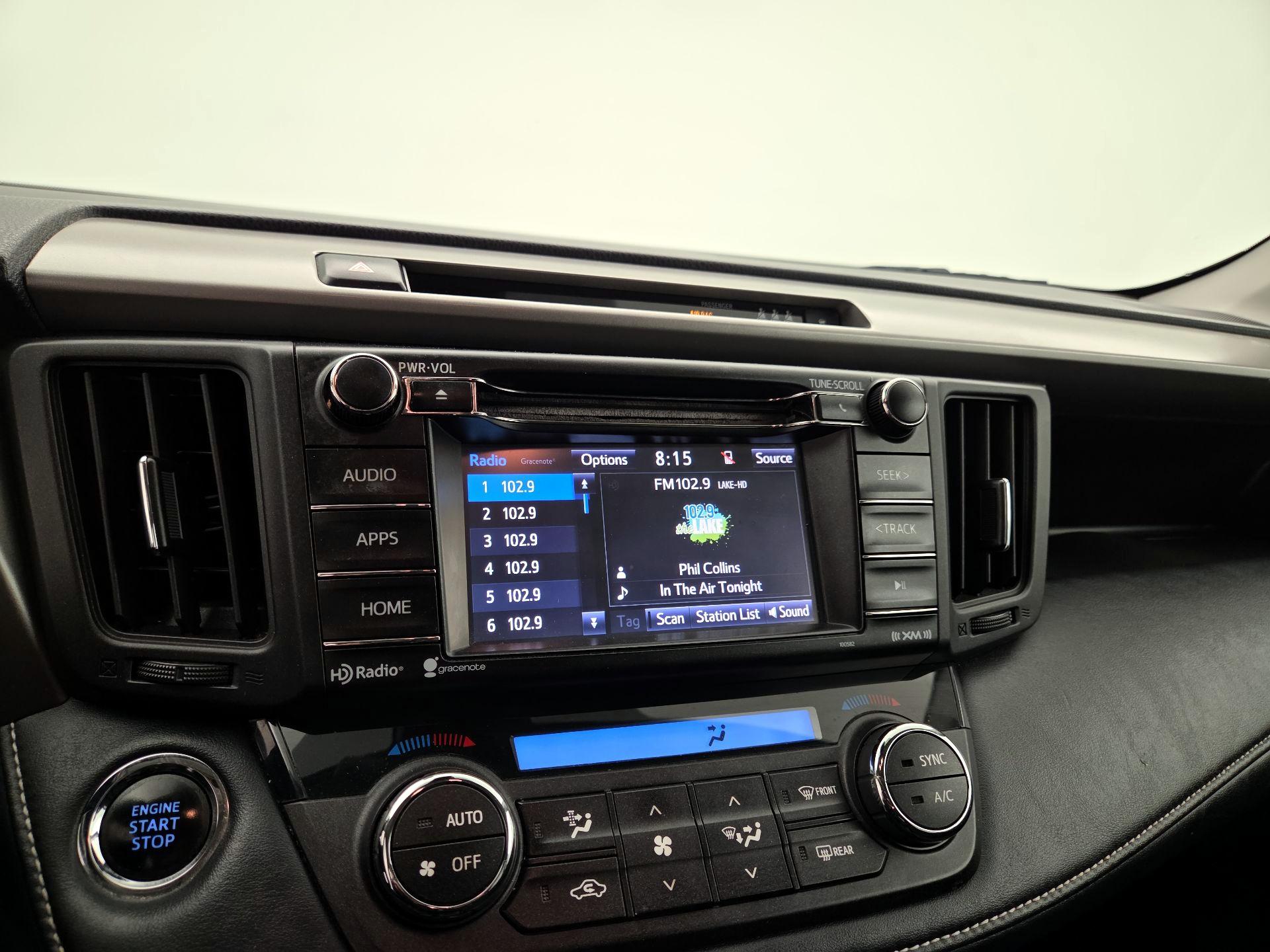 Thumbnail: 2018 Toyota RAV4 - 15