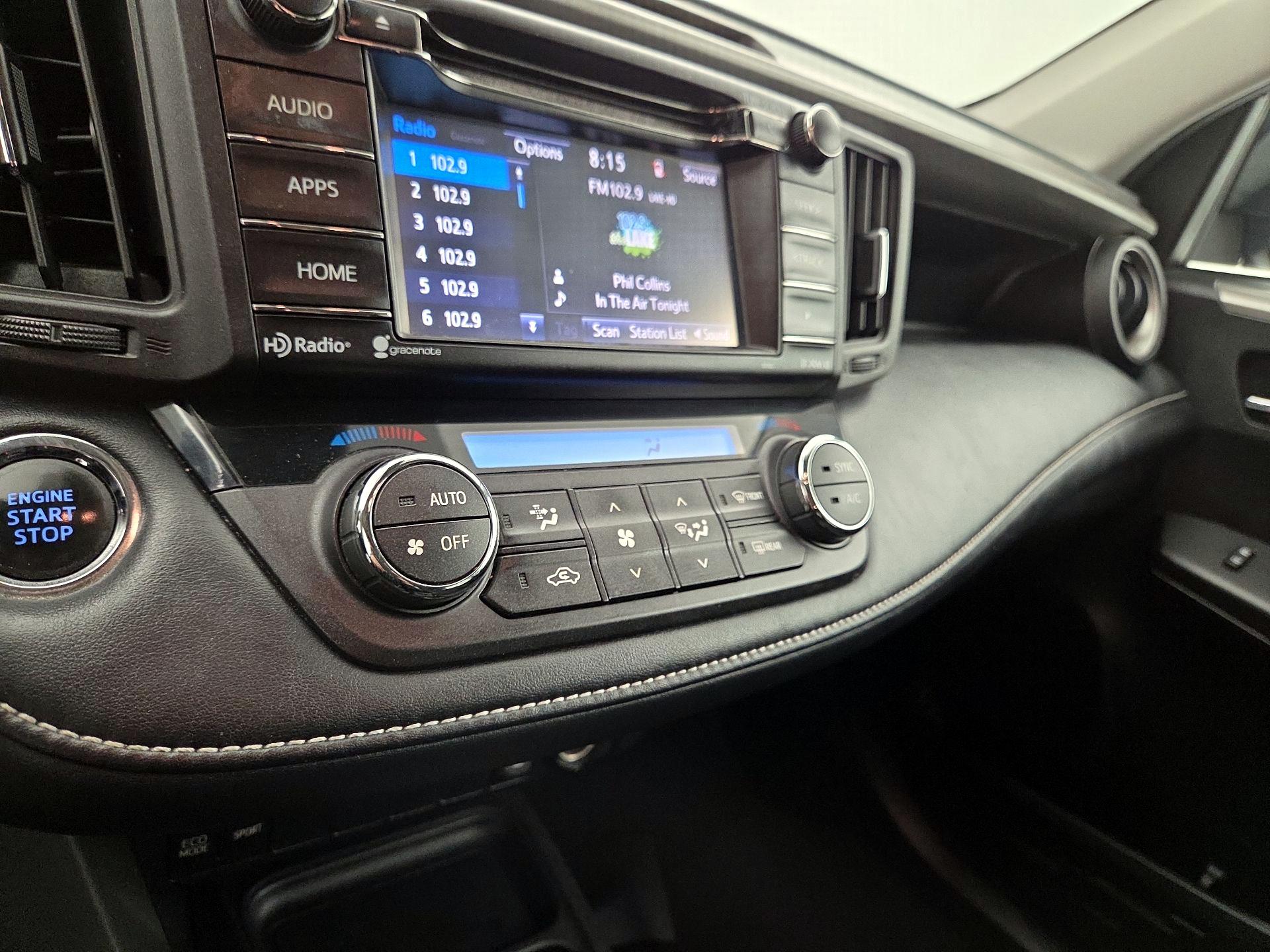 Thumbnail: 2018 Toyota RAV4 - 16