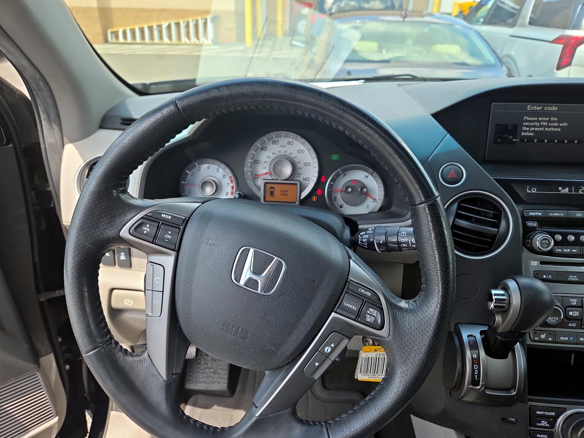 Thumbnail: 2014 Honda Pilot - 10
