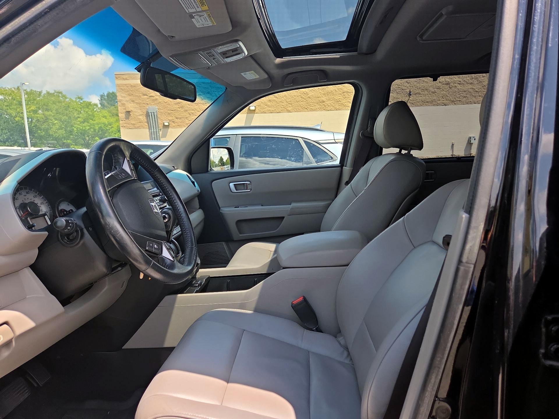 Thumbnail: 2014 Honda Pilot - 11