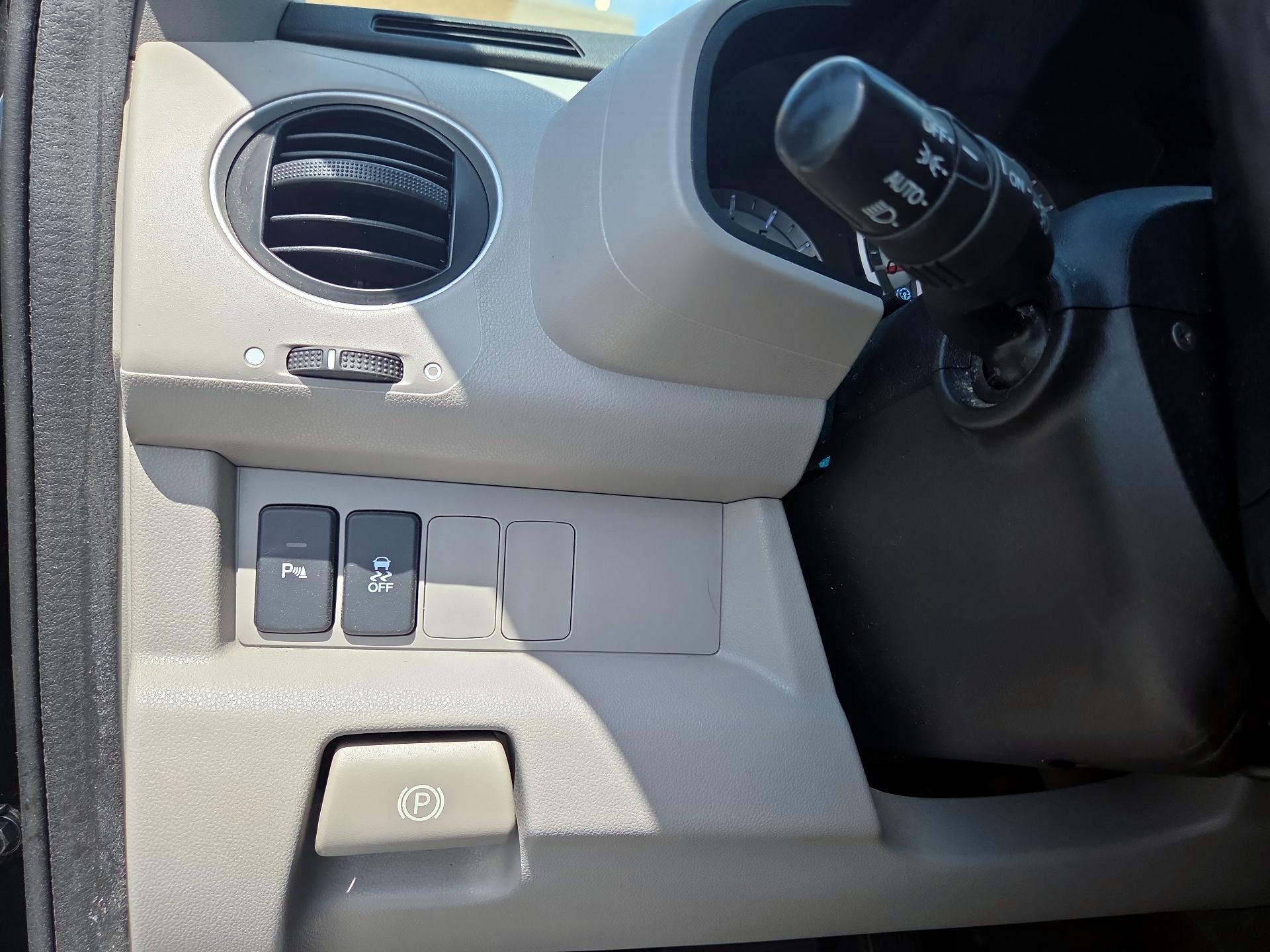 Thumbnail: 2014 Honda Pilot - 13