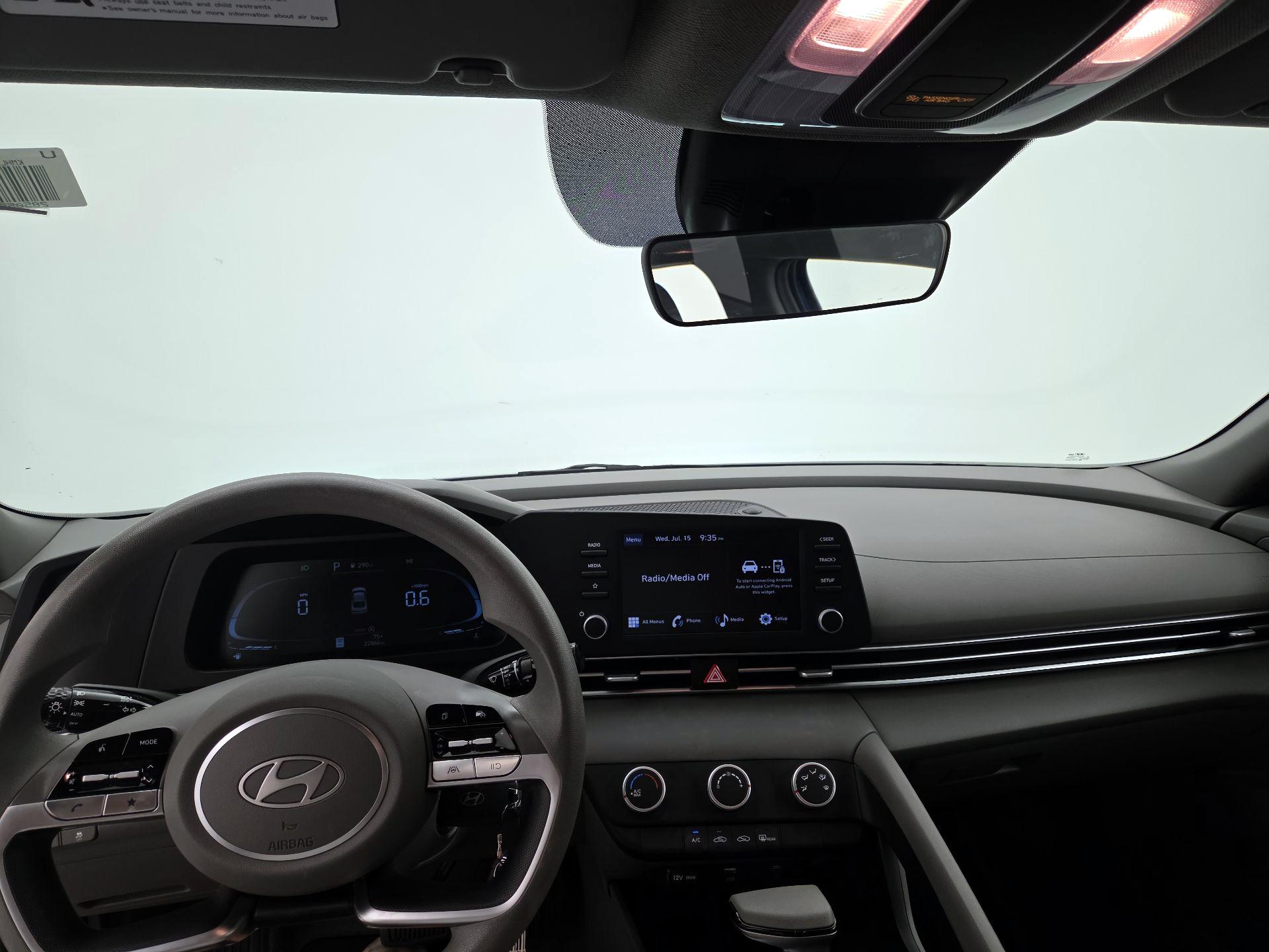 Thumbnail: 2024 Hyundai Elantra - 9