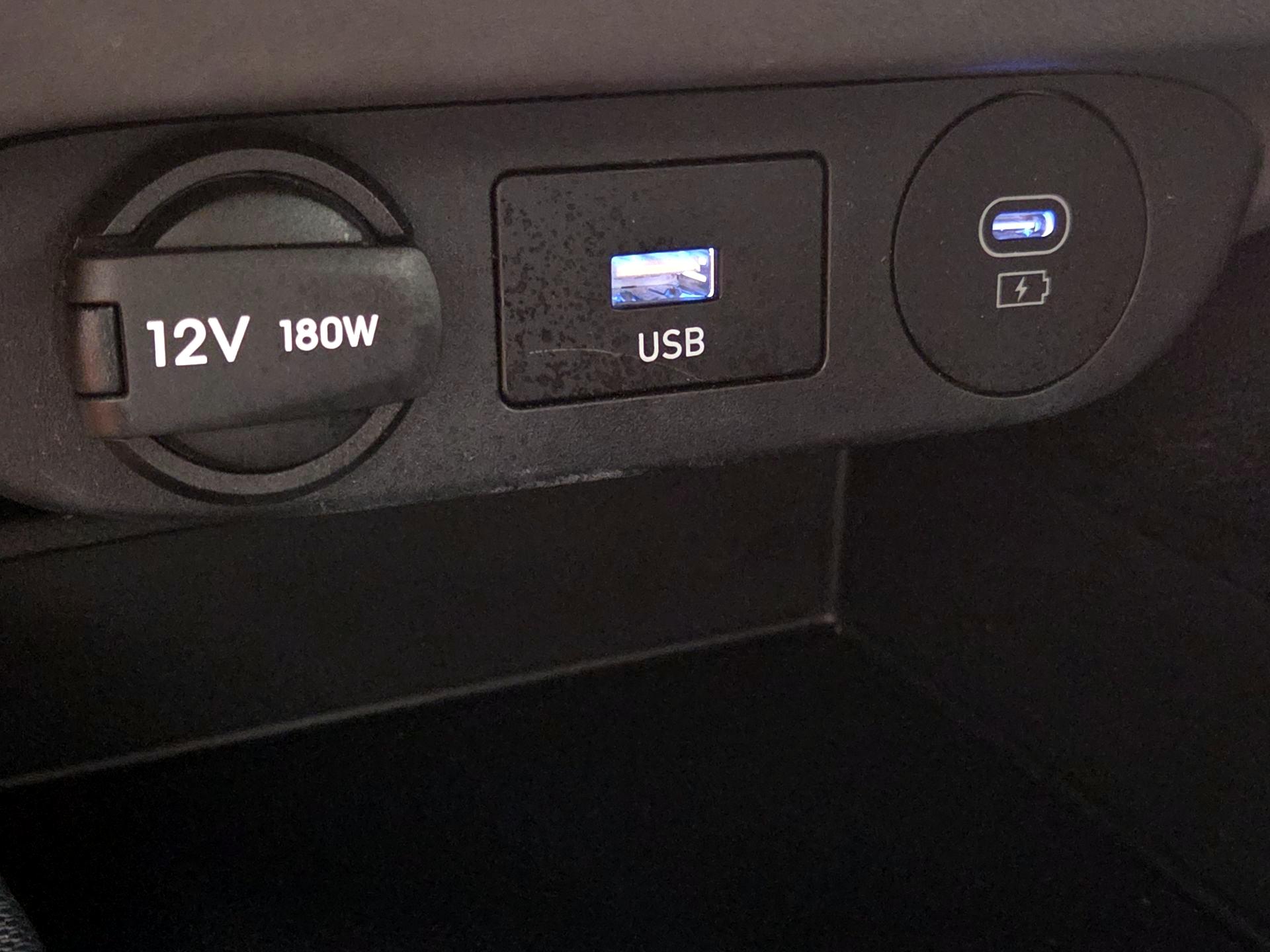 Thumbnail: 2024 Hyundai Elantra - 18