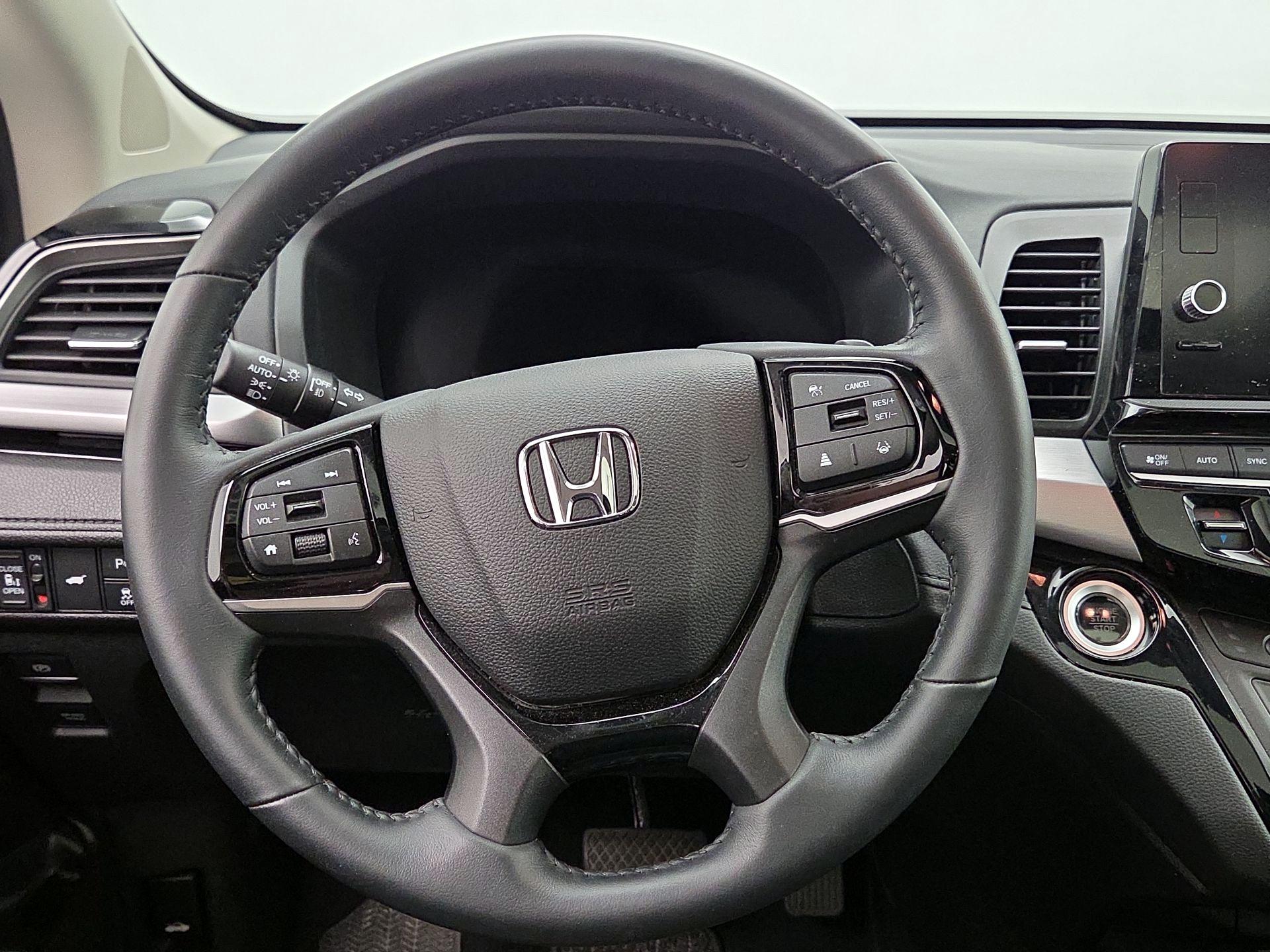 Thumbnail: 2025 Honda Odyssey - 10
