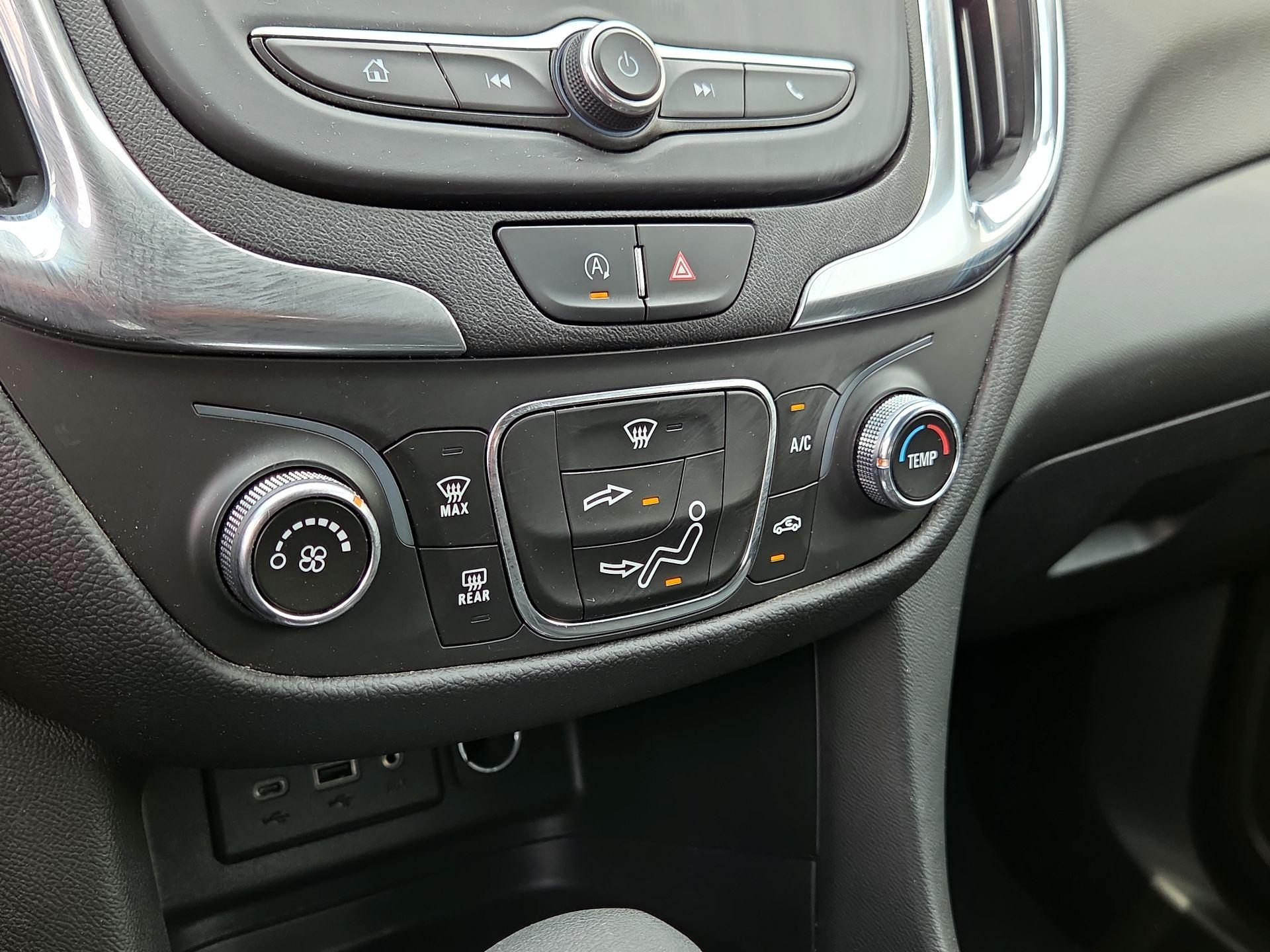 Thumbnail: 2023 Chevrolet Equinox - 16
