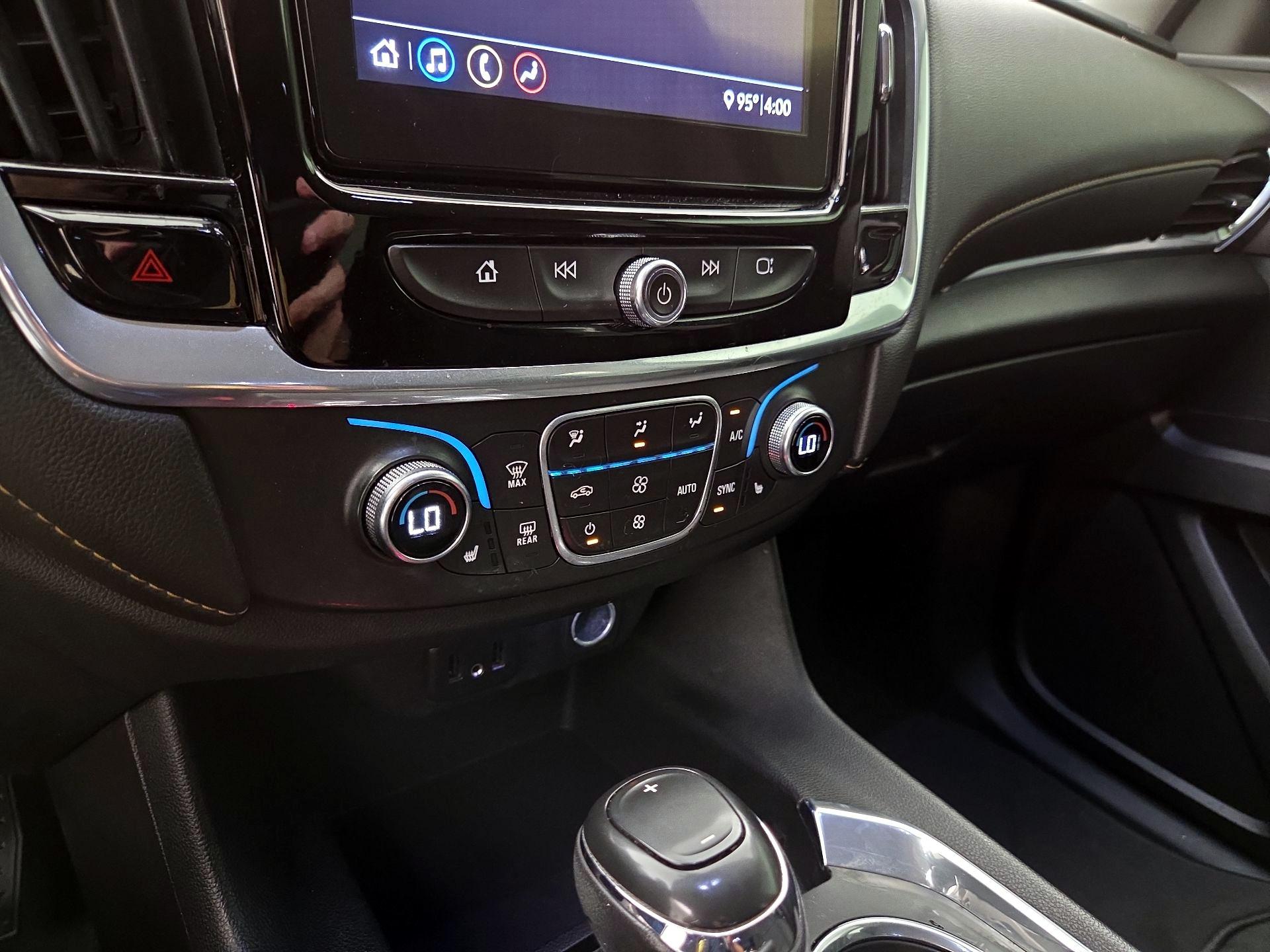 Thumbnail: 2020 Chevrolet Traverse - 16