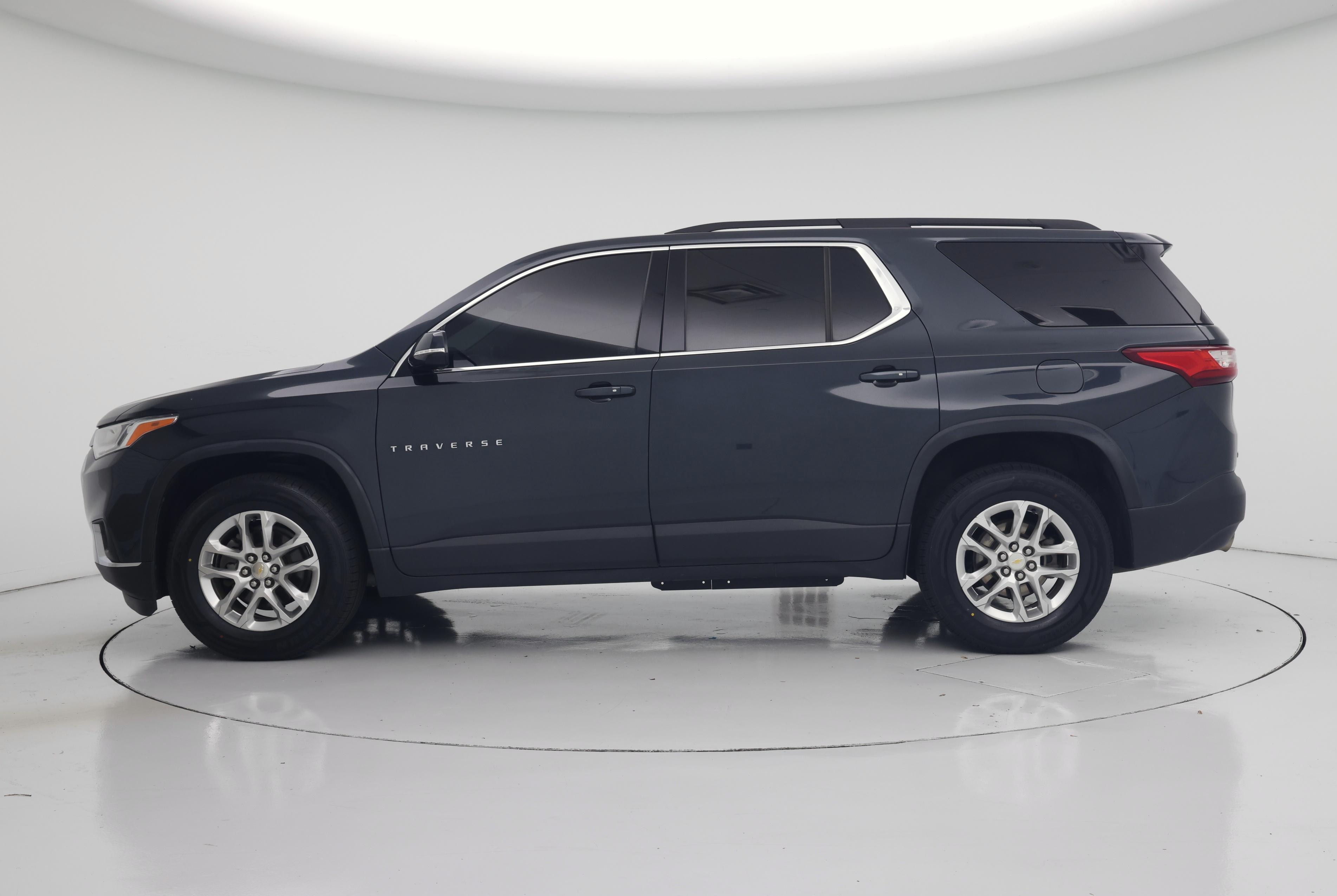 Thumbnail: 2020 Chevrolet Traverse - 3