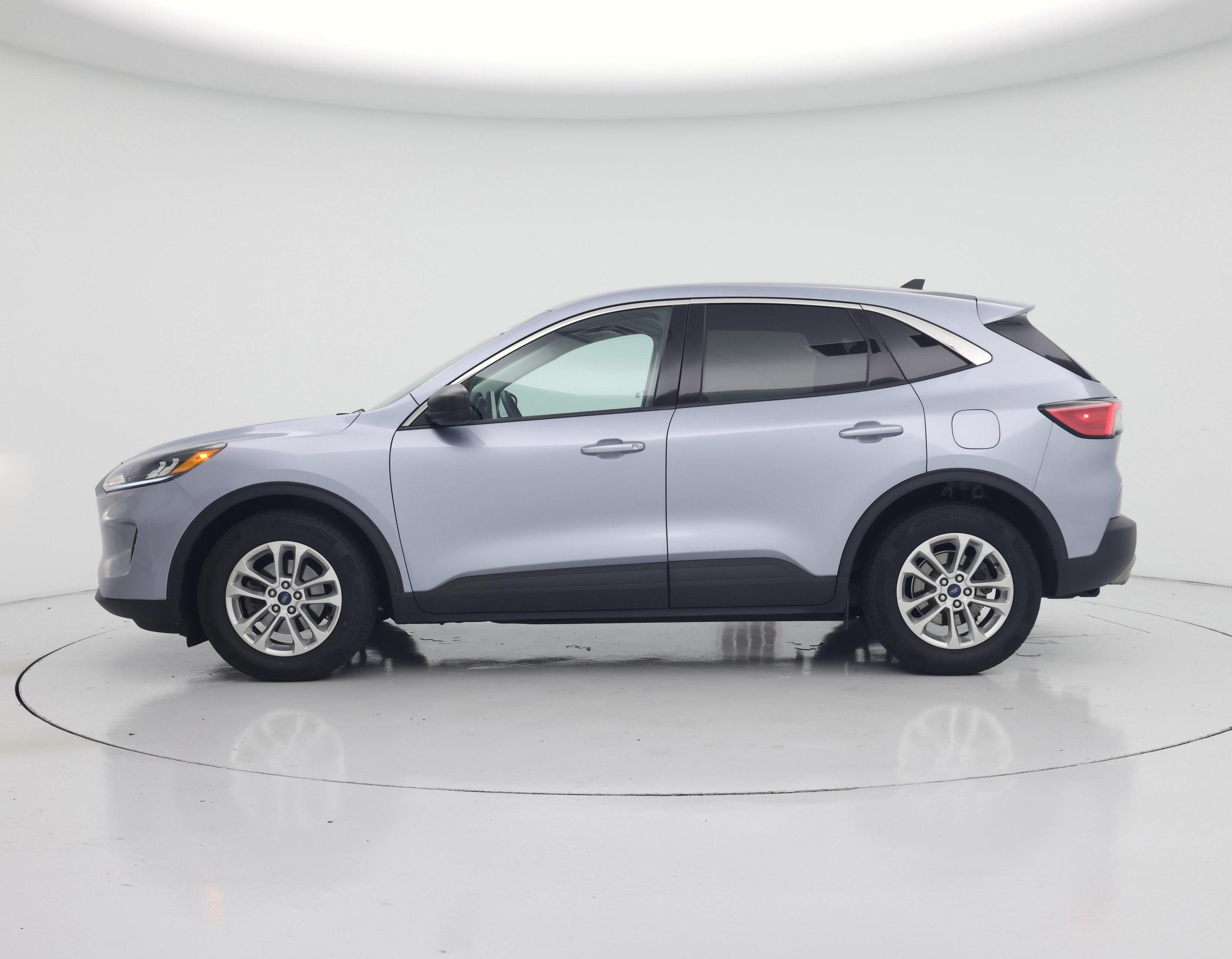 Thumbnail: 2022 Ford Escape - 3