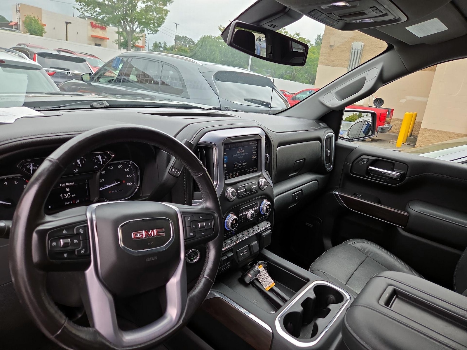 2020 GMC Sierra 1500 SLT - Photo 10