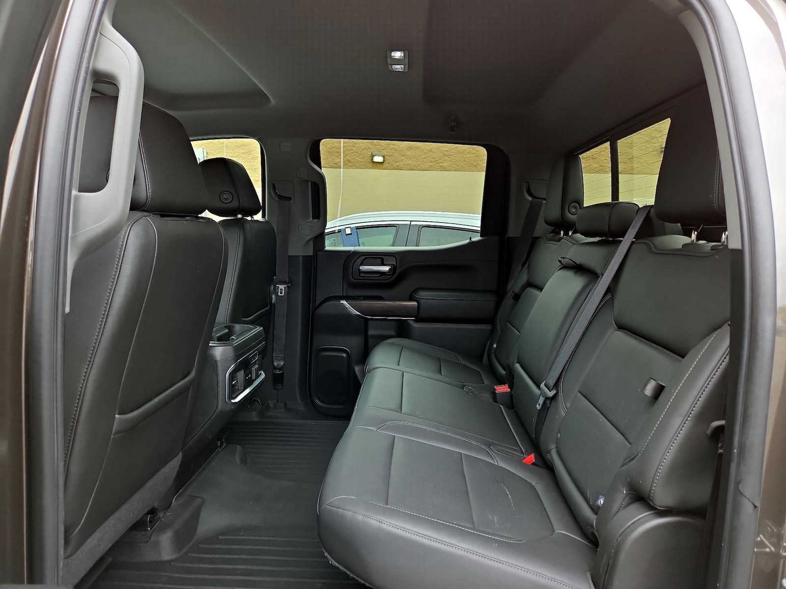 2020 GMC Sierra 1500 SLT - Photo 20