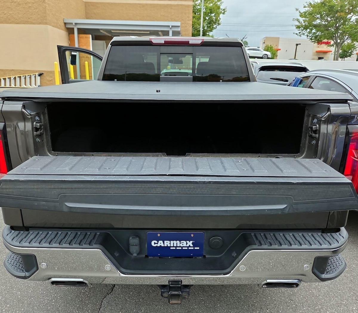 Trunk/Cargo (Seats Up)