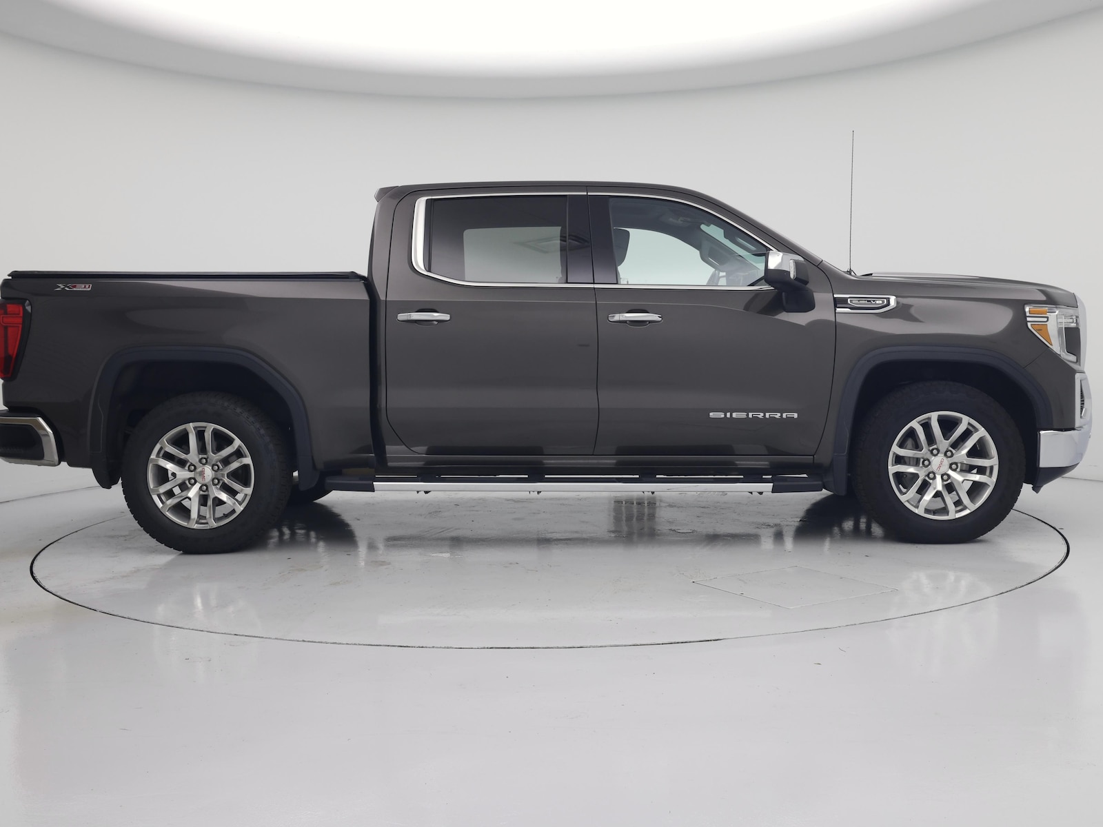 2020 GMC Sierra 1500 SLT - Photo 8