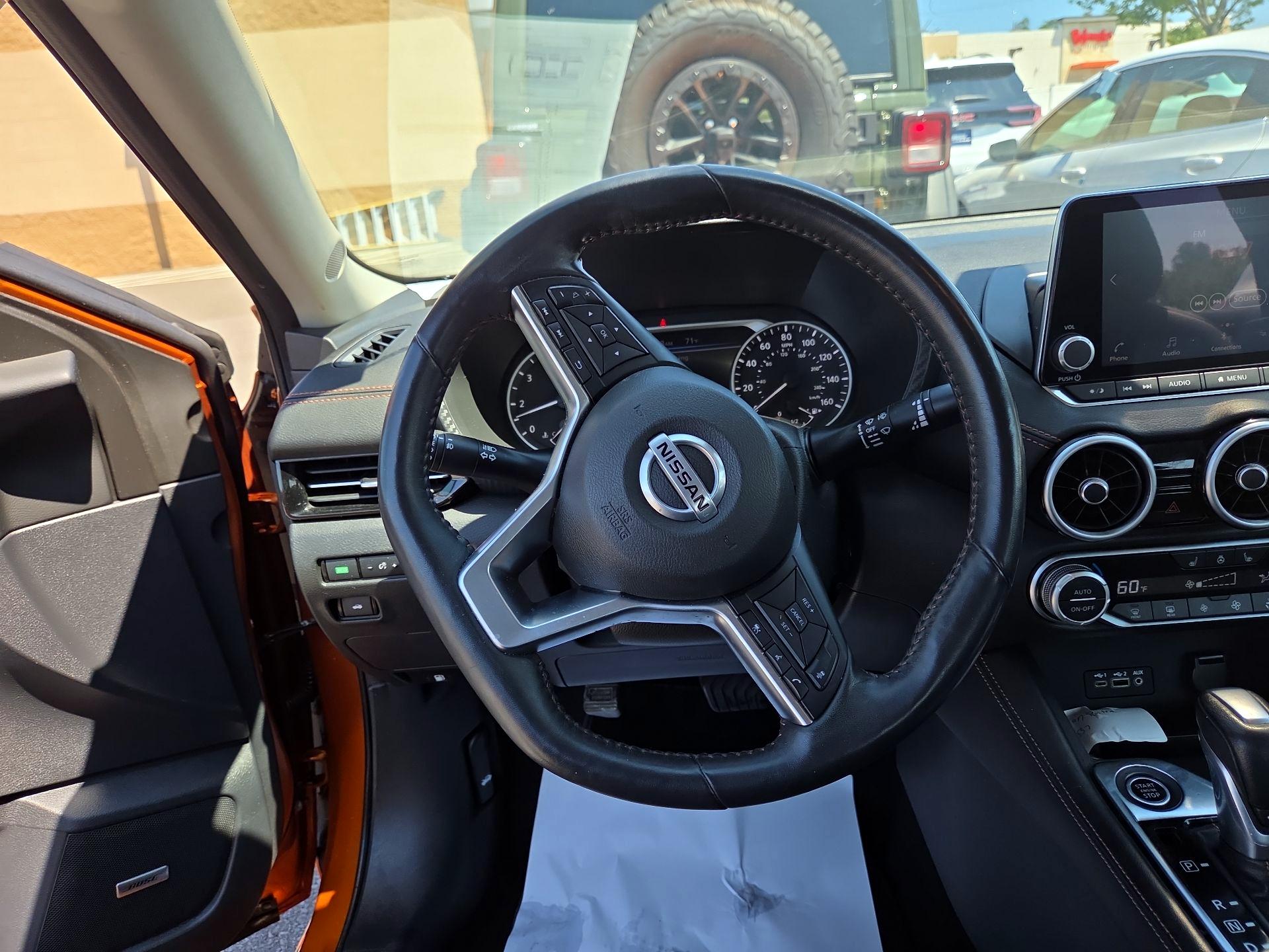 Thumbnail: 2020 Nissan Sentra - 10