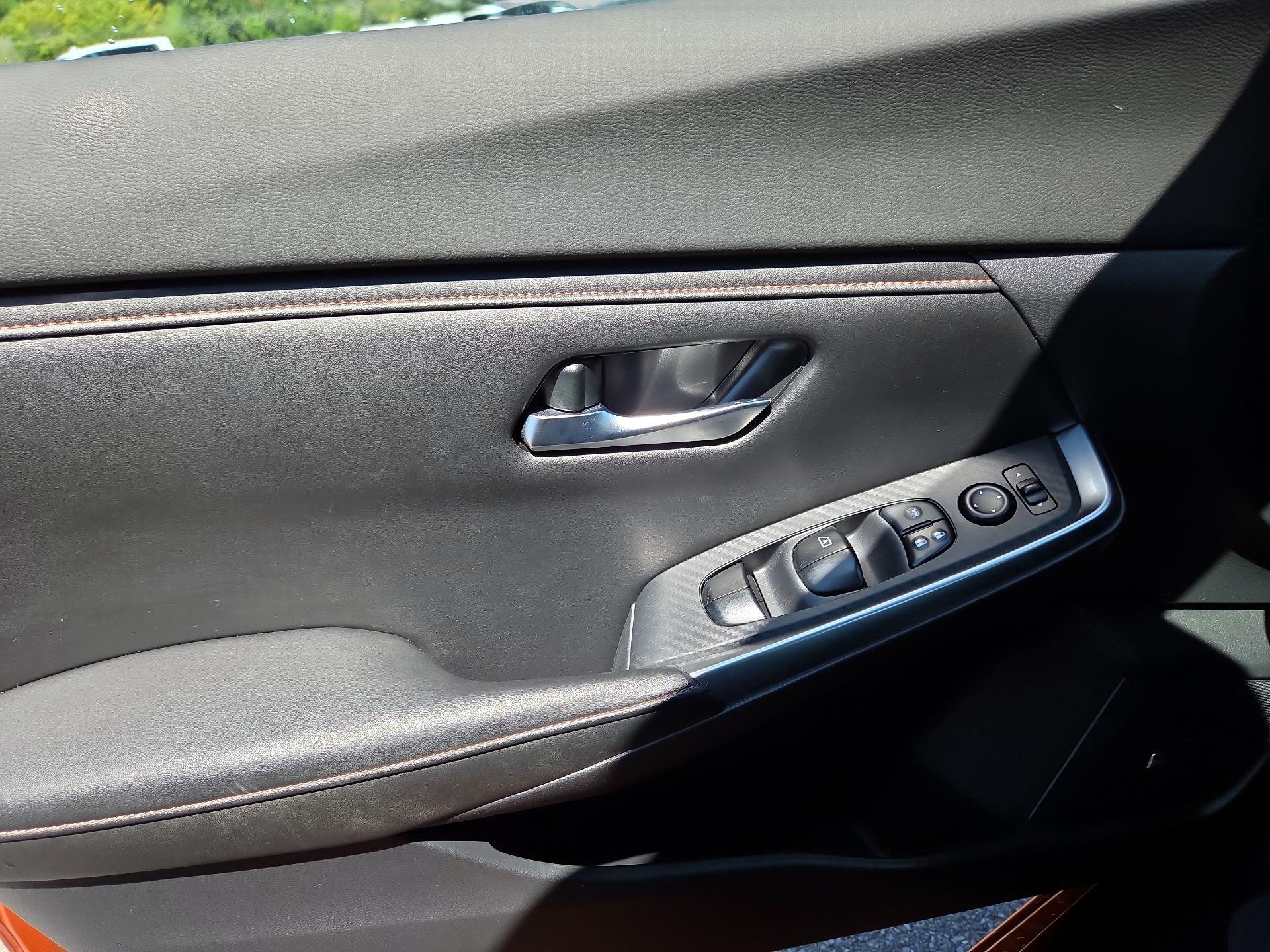 Thumbnail: 2020 Nissan Sentra - 12