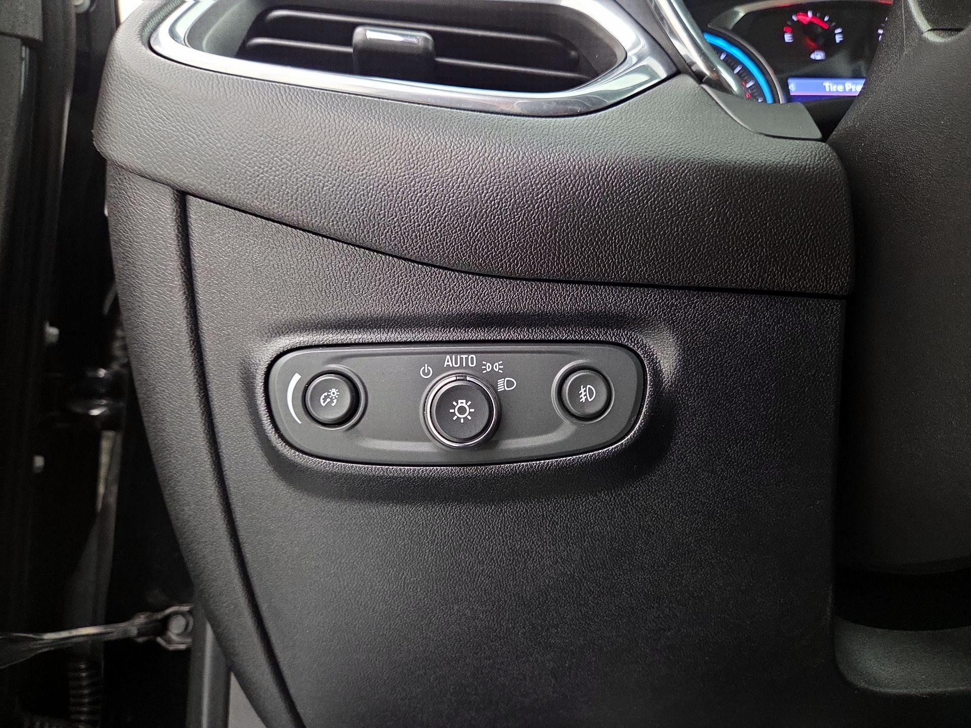 Thumbnail: 2019 Chevrolet Equinox - 13