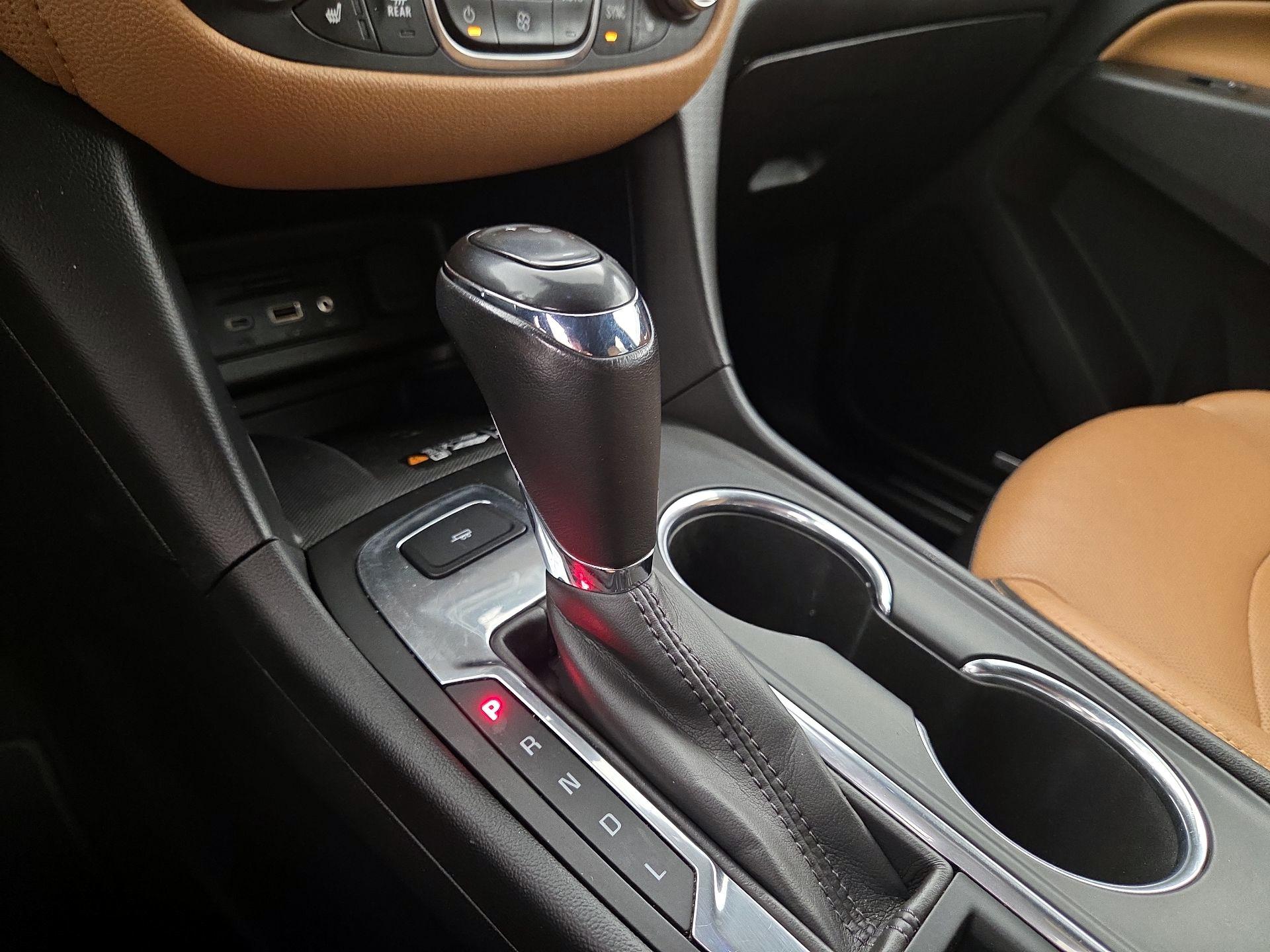 Thumbnail: 2019 Chevrolet Equinox - 17