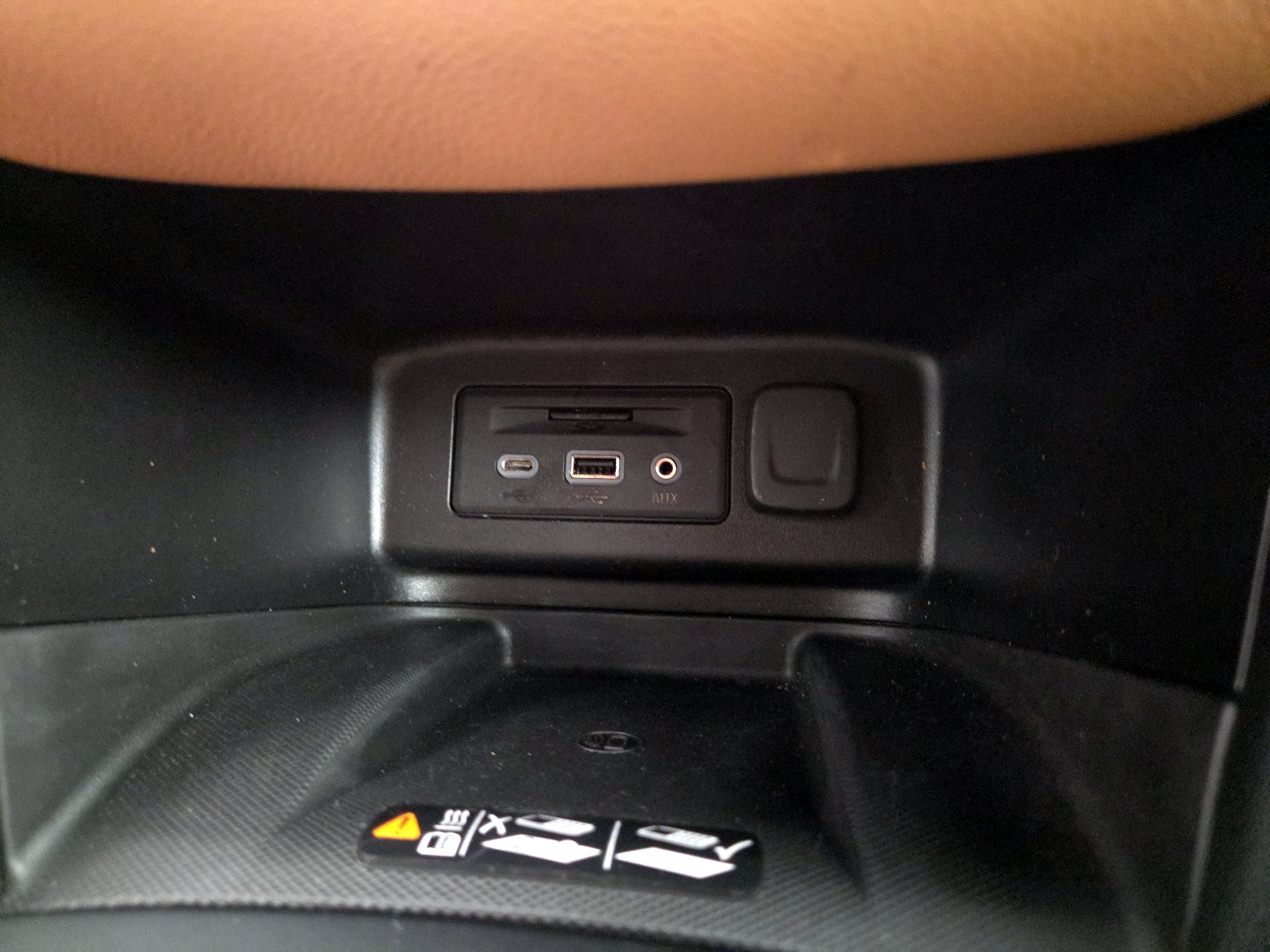 Thumbnail: 2019 Chevrolet Equinox - 18