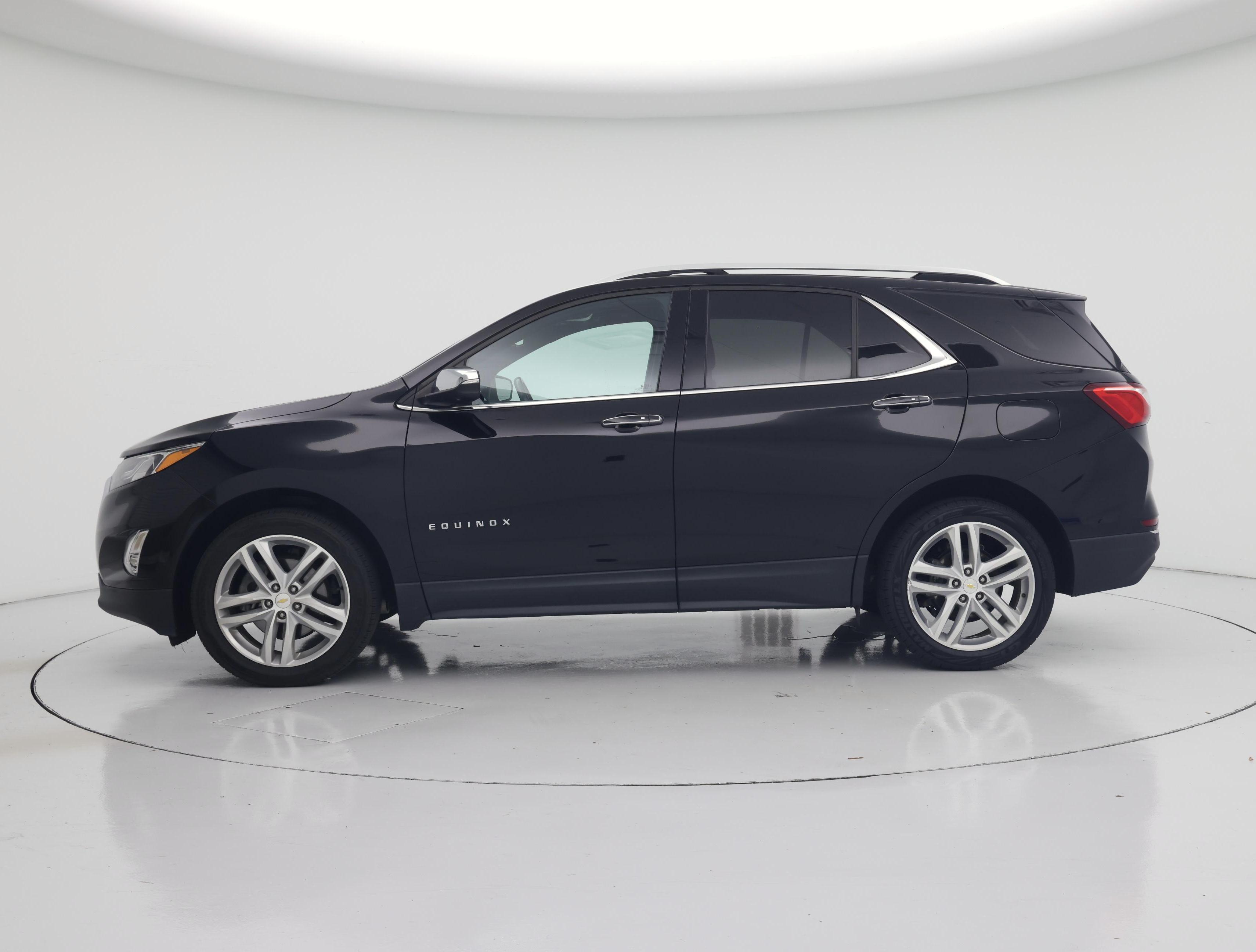 Thumbnail: 2019 Chevrolet Equinox - 3