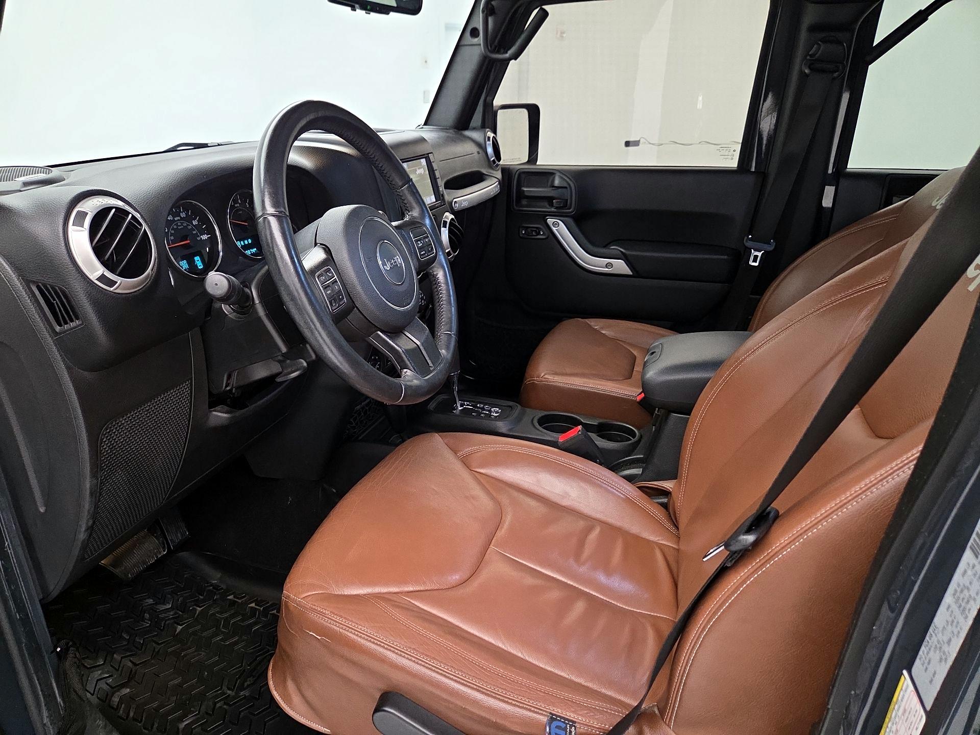 Thumbnail: 2017 Jeep Wrangler - 11