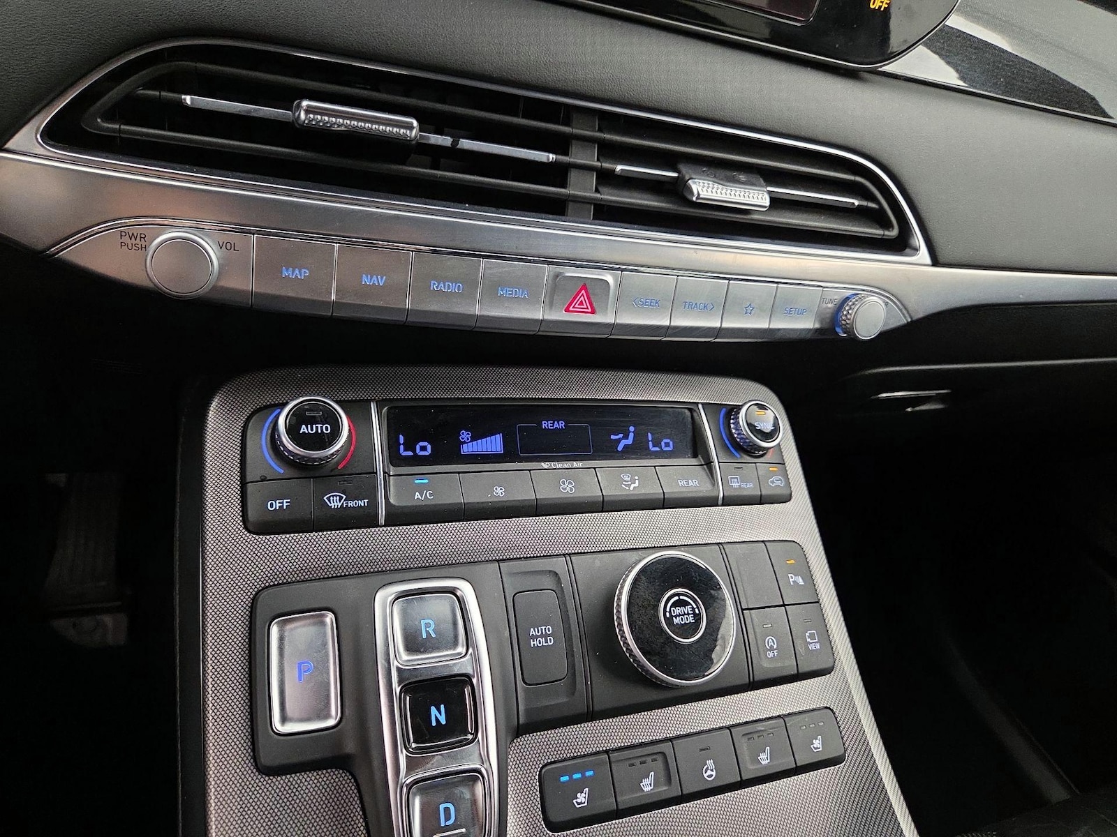 2020 Hyundai Palisade Limited - Photo 17