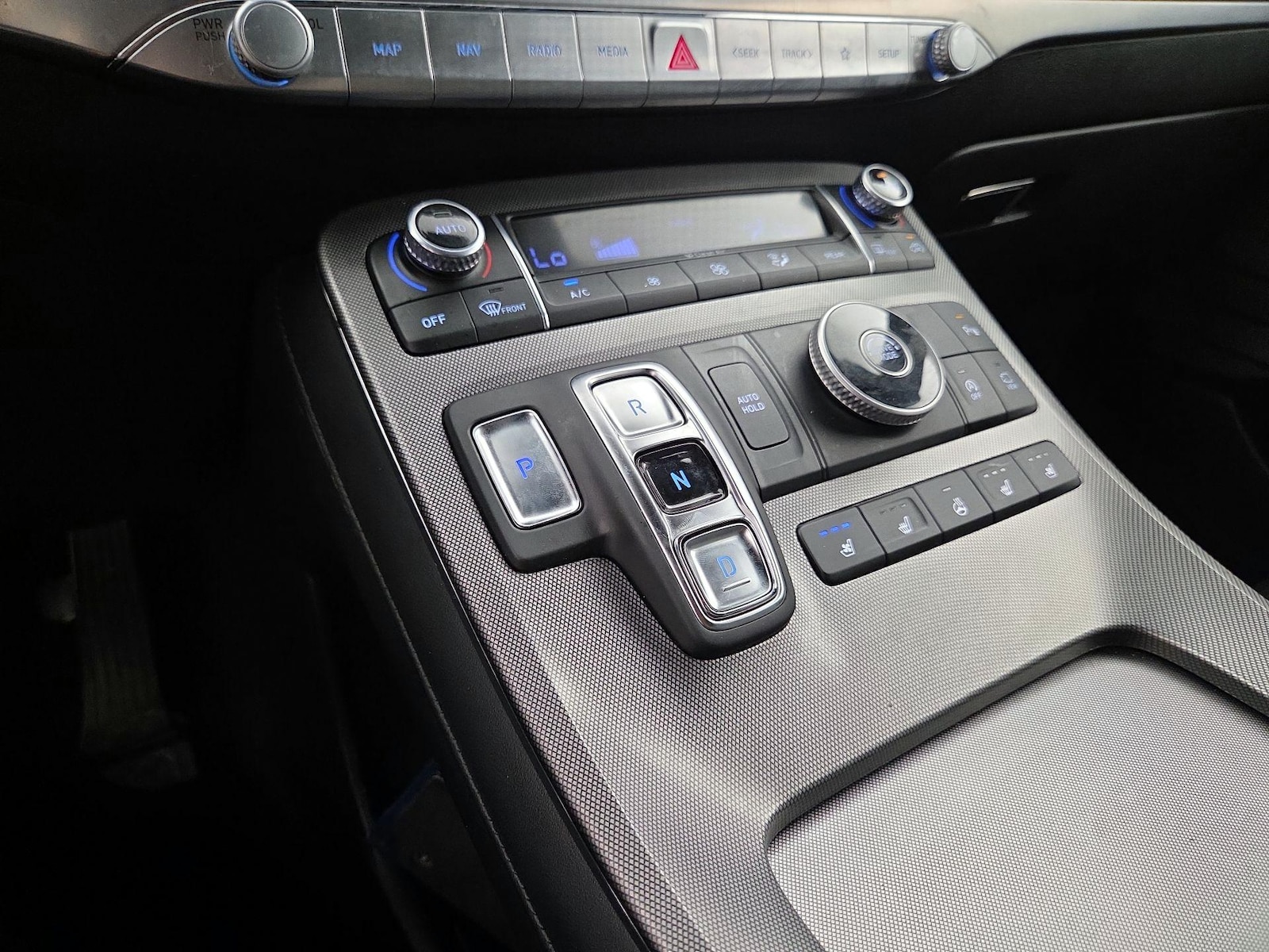 2020 Hyundai Palisade Limited - Photo 18