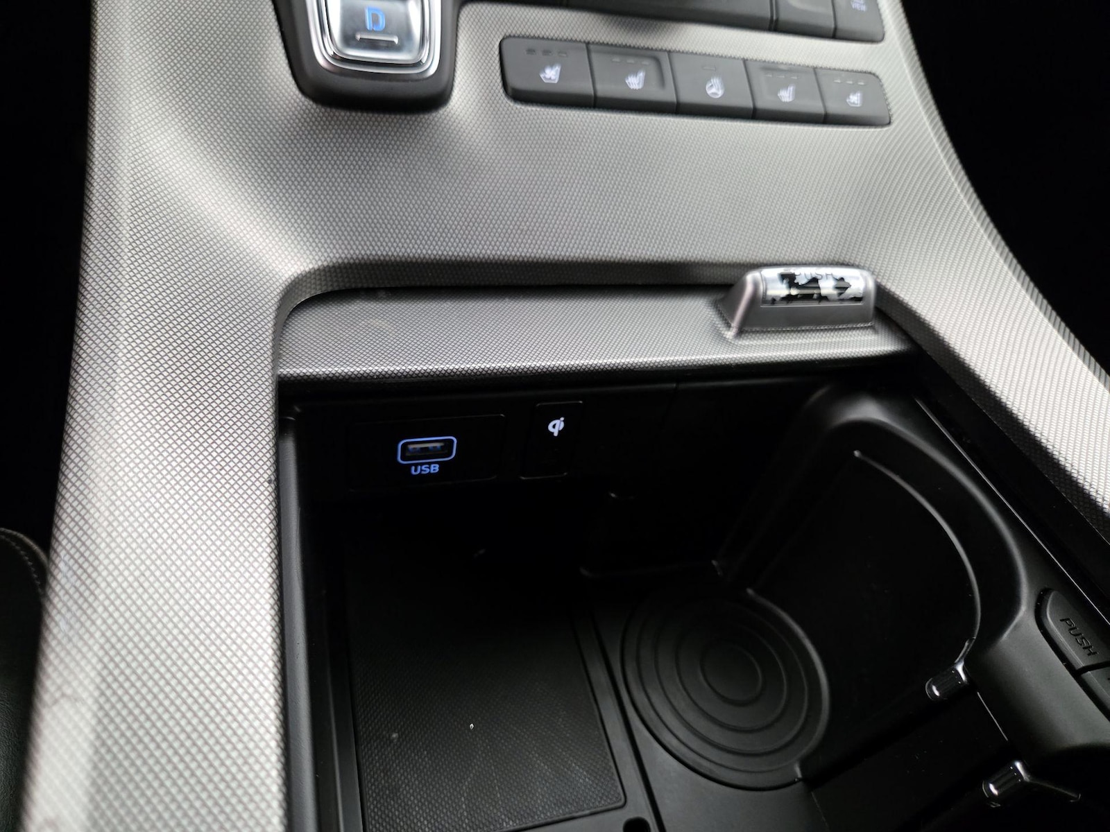 2020 Hyundai Palisade Limited - Photo 19