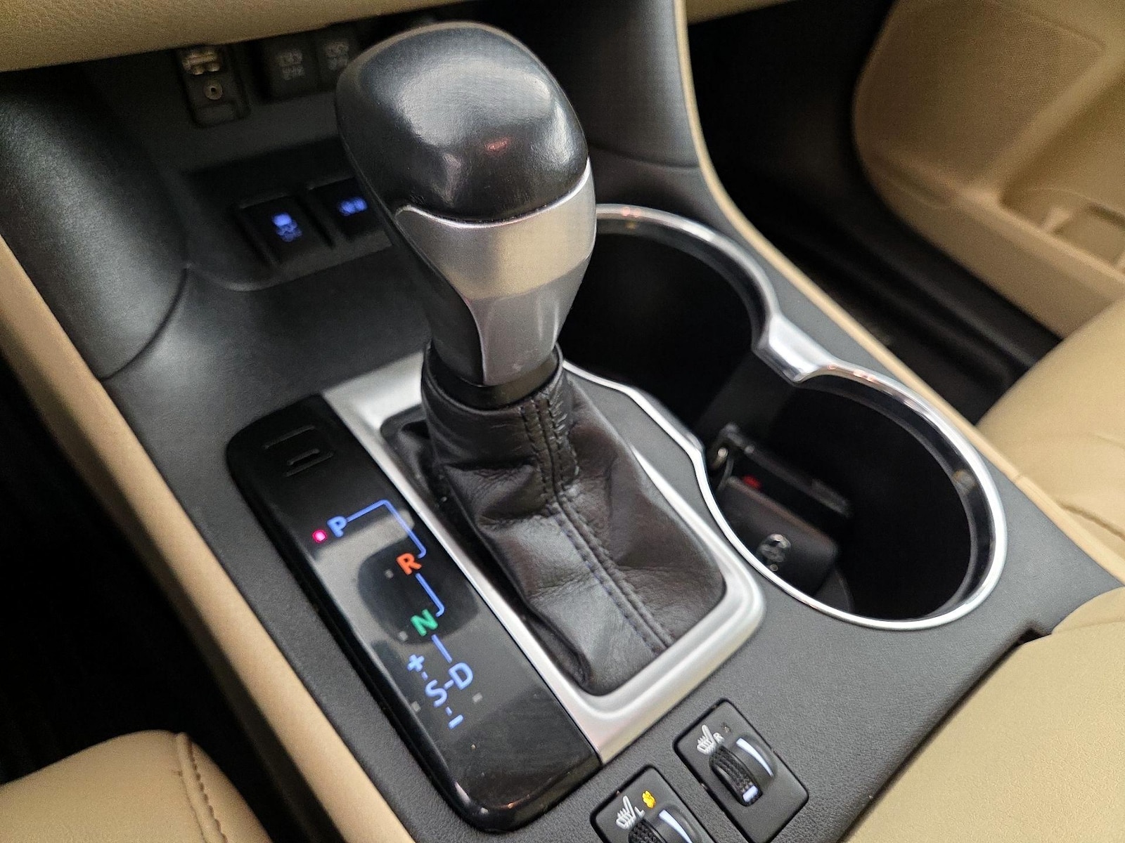 2018 Toyota Highlander XLE - Photo 16