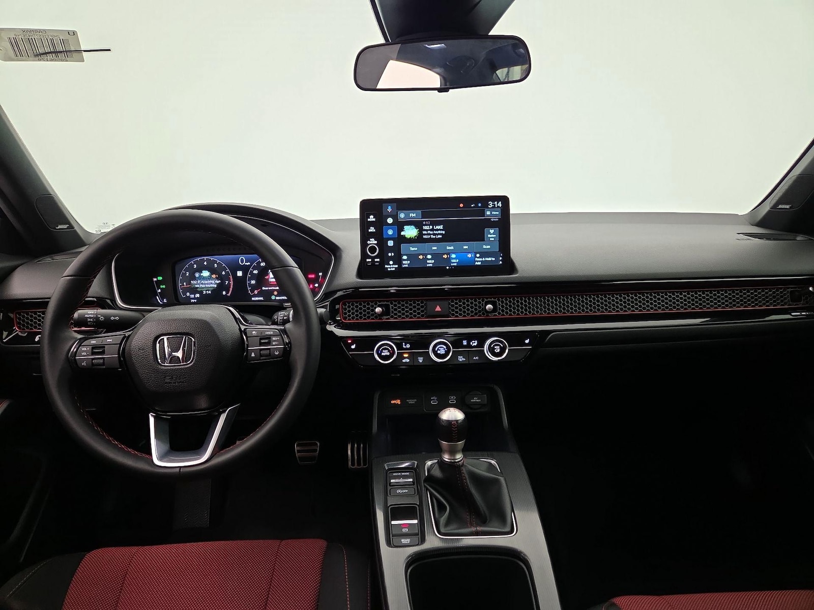 Apple CarPlay® & Android Auto™