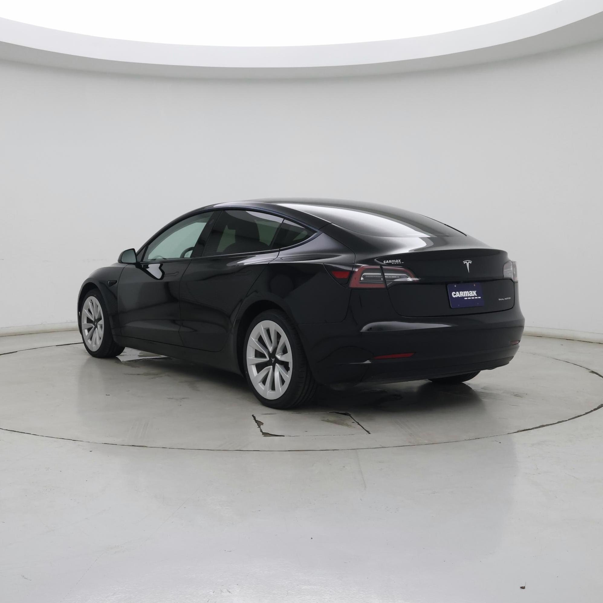 Thumbnail: 2022 Tesla Model 3 - 2