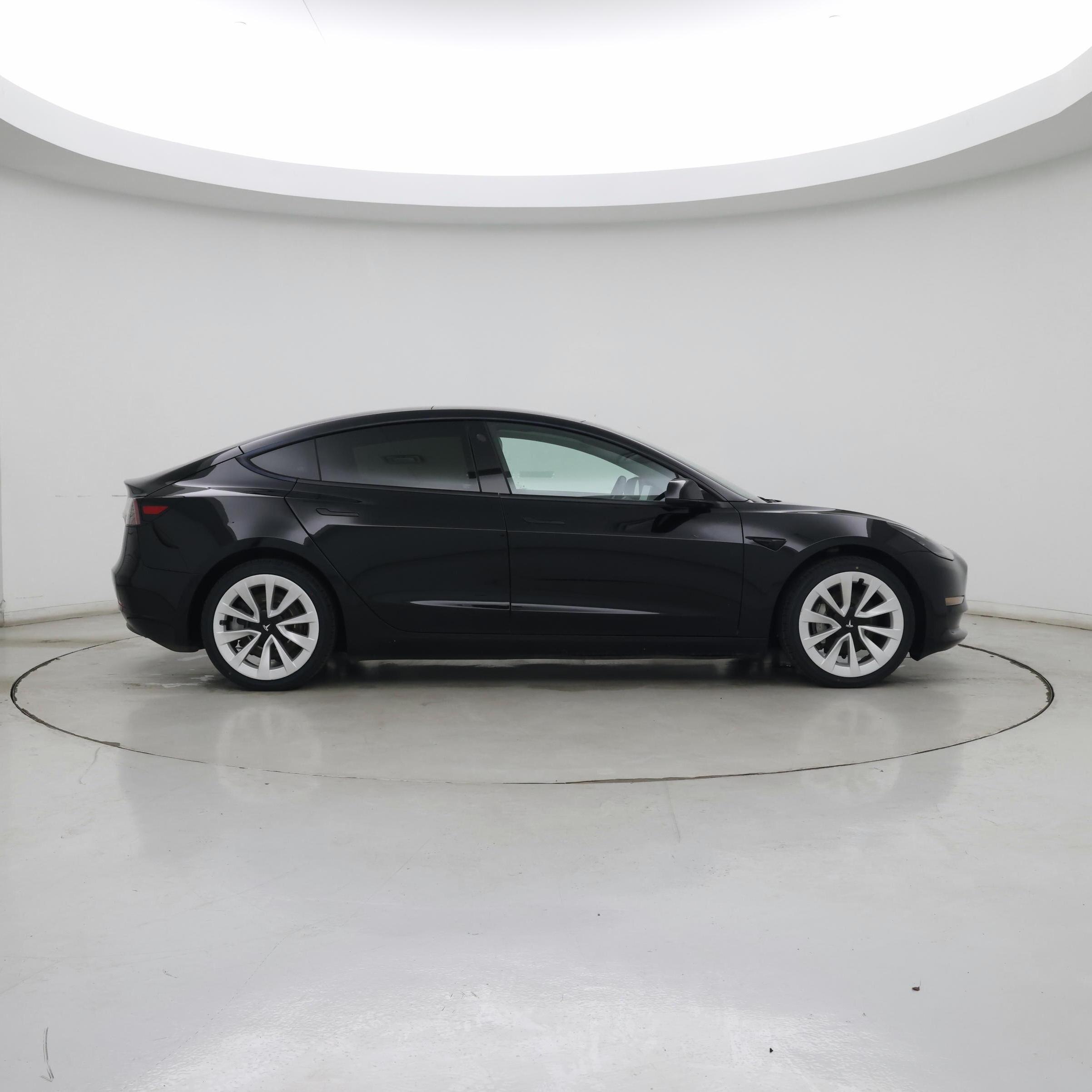 Thumbnail: 2022 Tesla Model 3 - 7