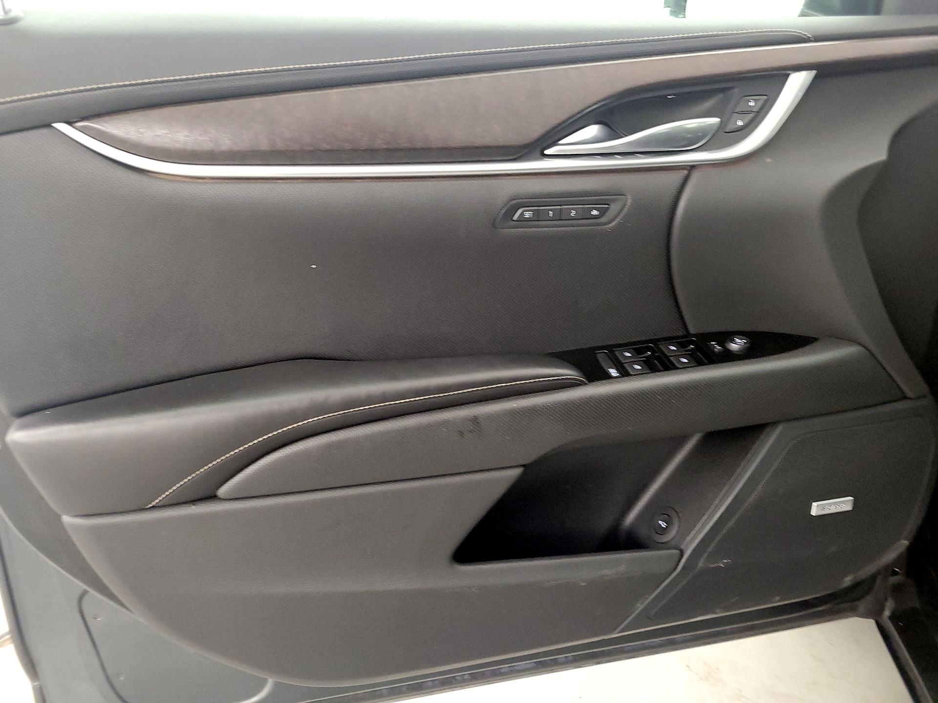 Thumbnail: 2019 Cadillac XTS - 12