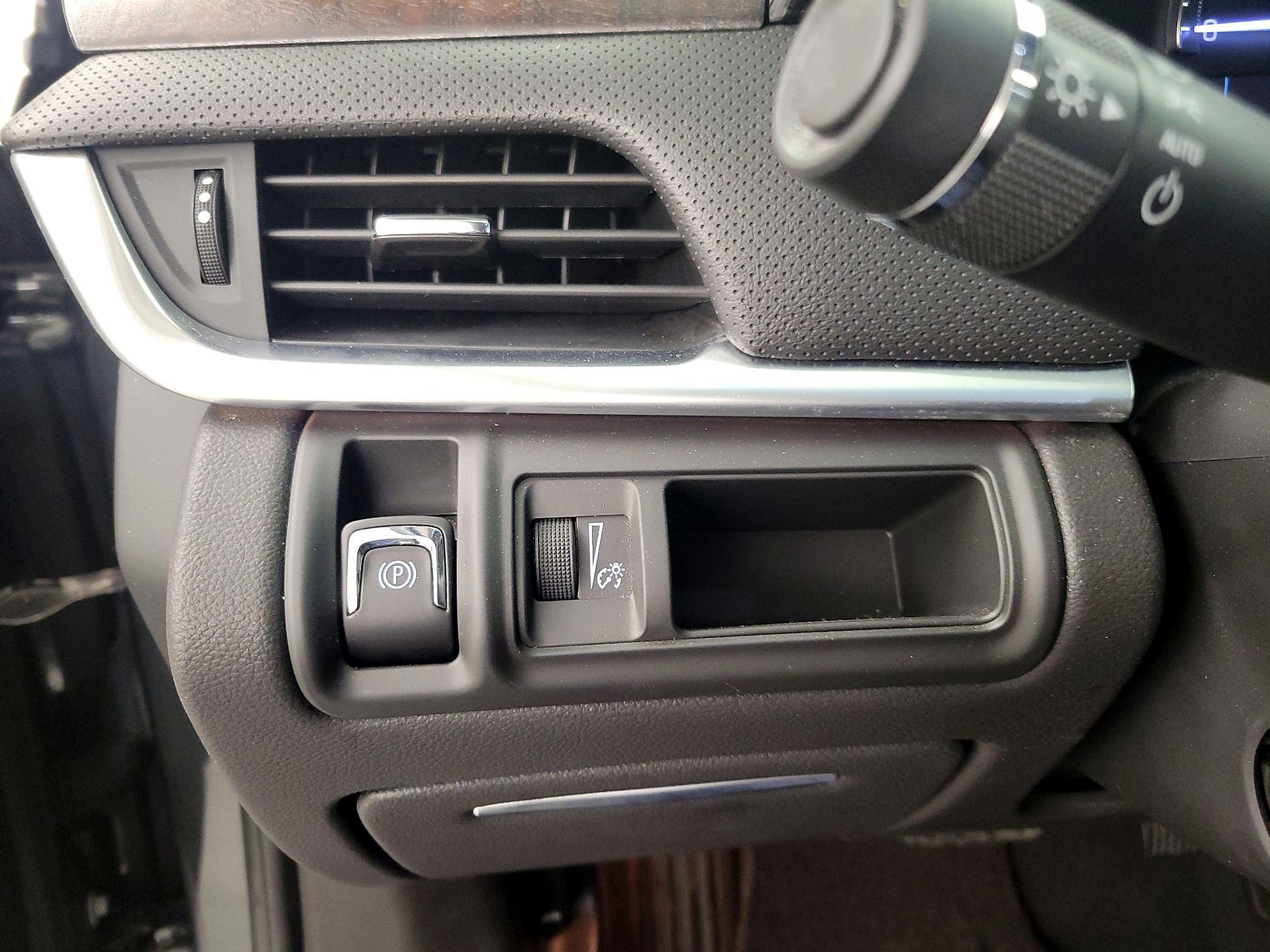 Thumbnail: 2019 Cadillac XTS - 13