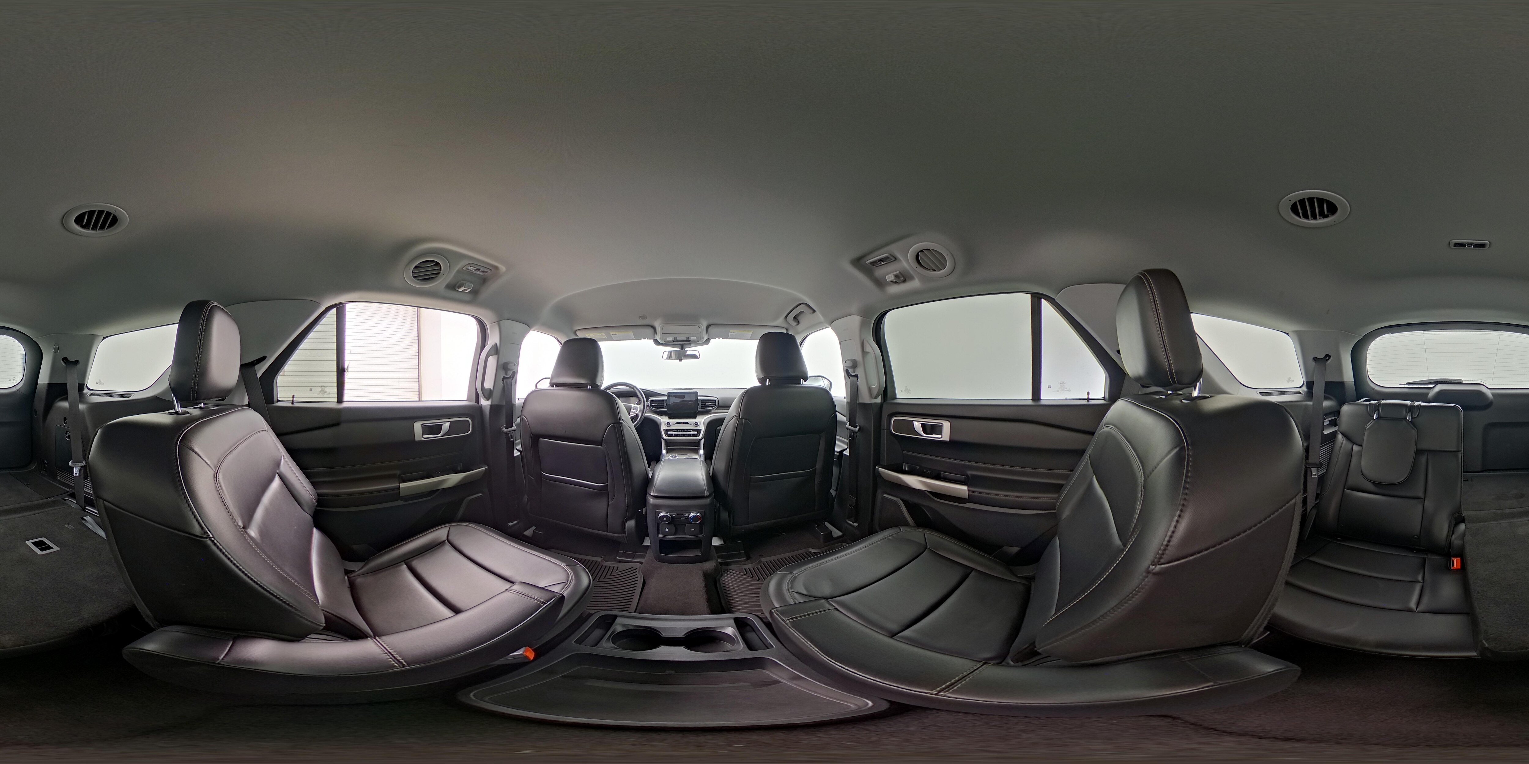 2021 Ford Explorer XLT - Photo 28