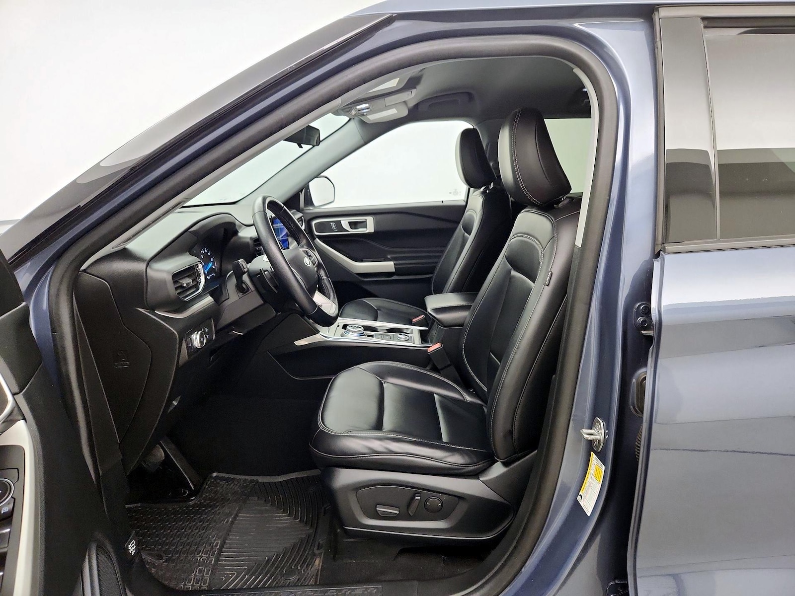 2021 Ford Explorer XLT - Photo 12