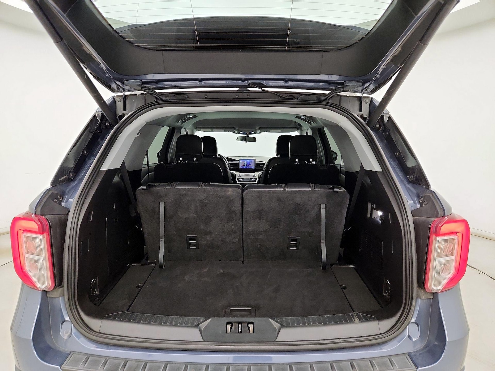 2021 Ford Explorer XLT - Photo 23