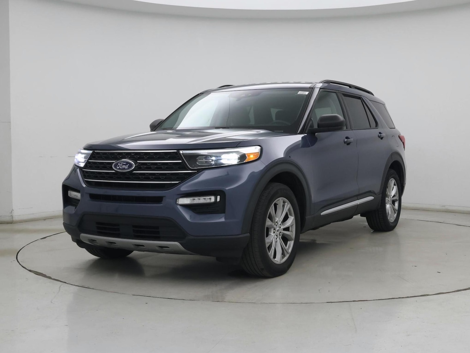 2021 Ford Explorer XLT - Photo 5