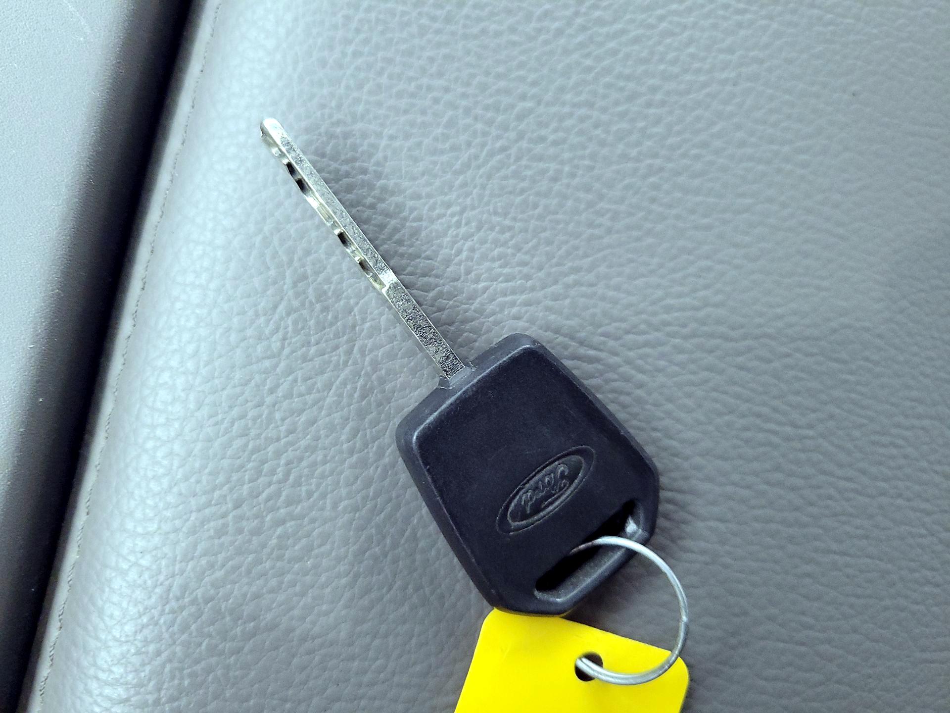 Thumbnail: 2015 Ford F-150 - 20